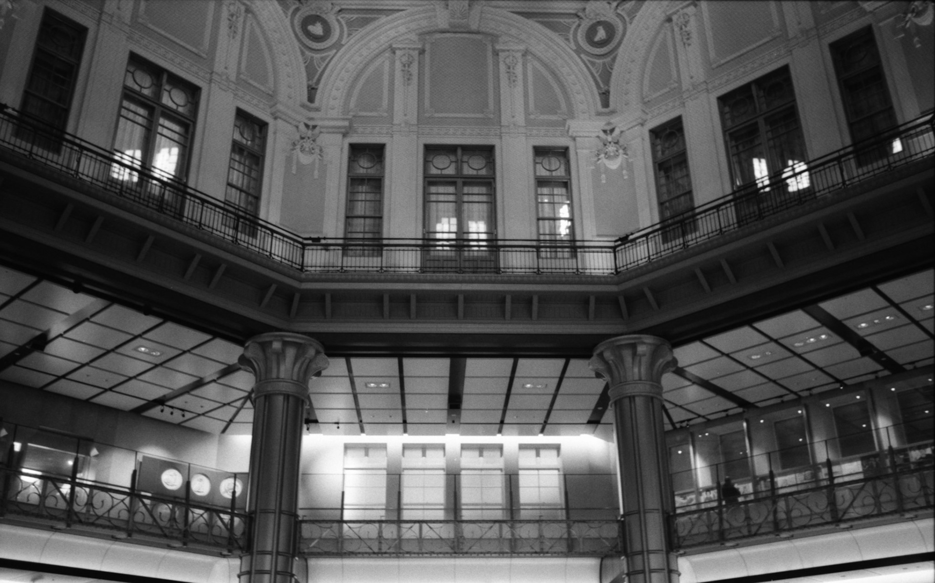 Inside the Station, the original dome has been restored.