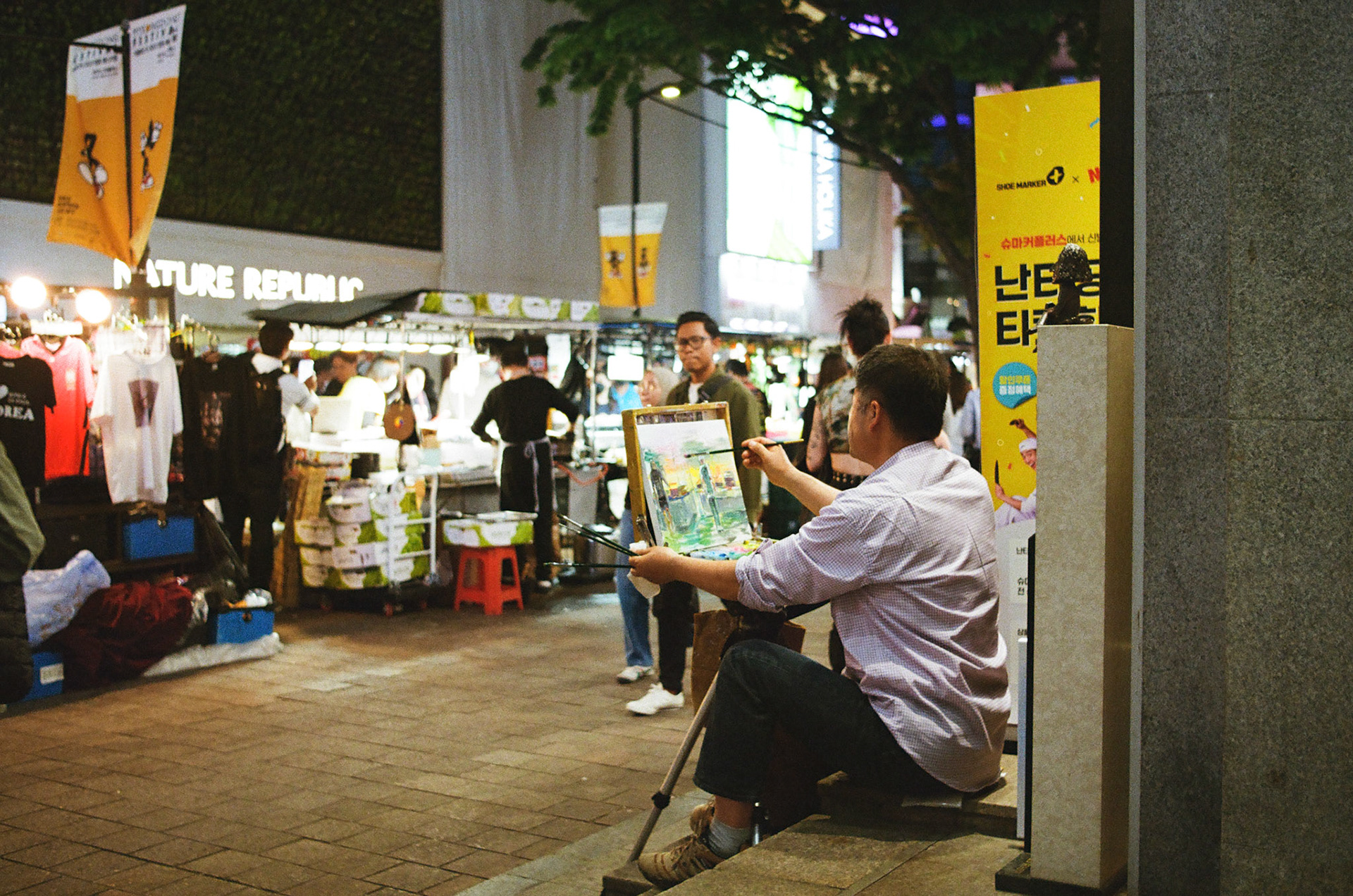 Street artist Myeongdong, Seoul