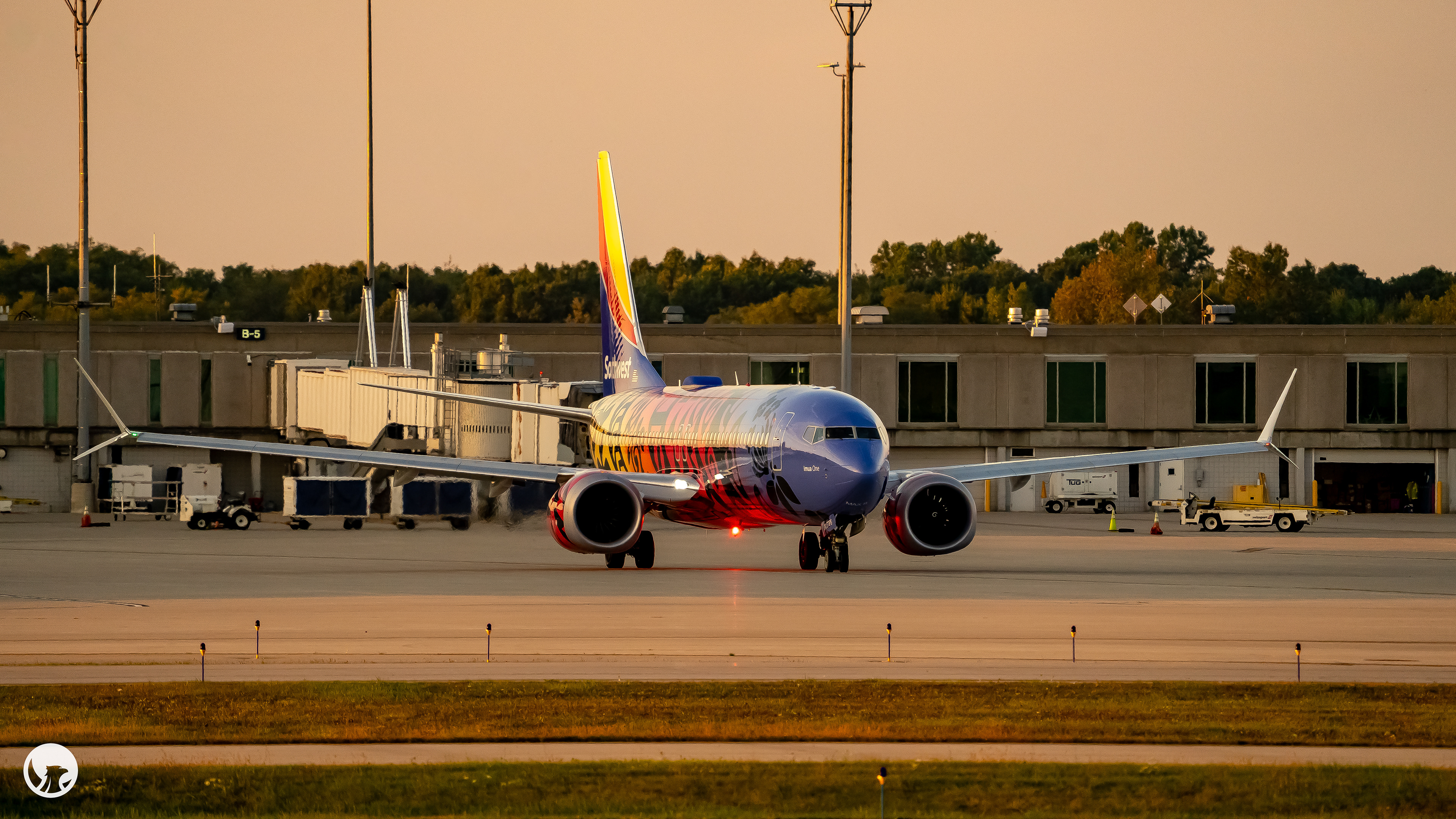 Southwest Airlines Boeing 737 MAX 8 (lmua One Livery) N8710M