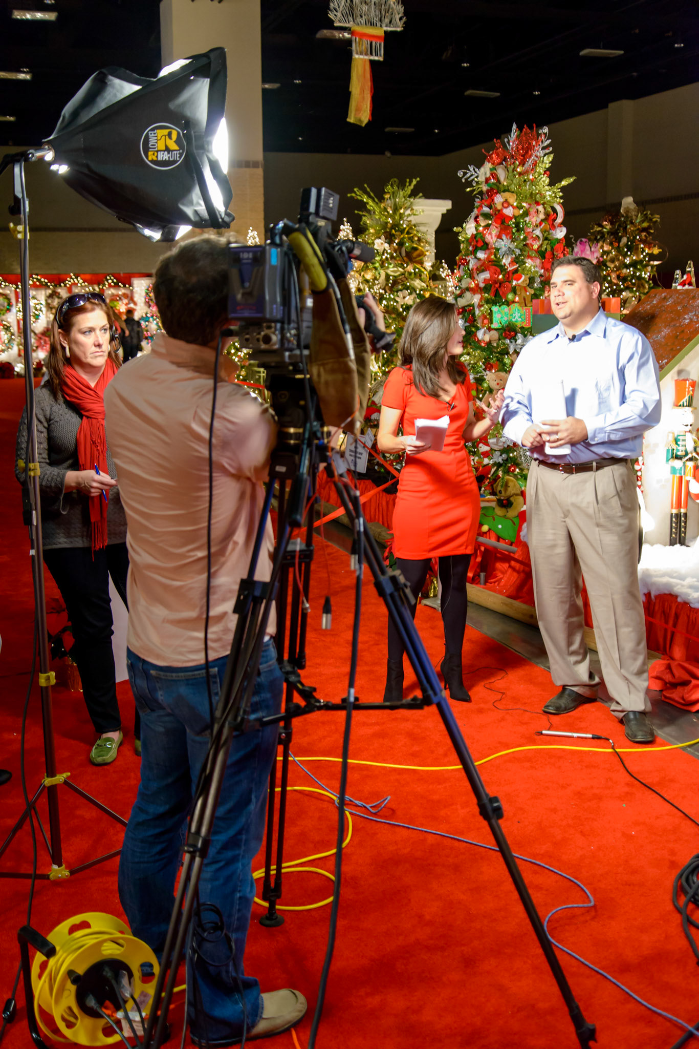 Beth Haynes, Russell Biven