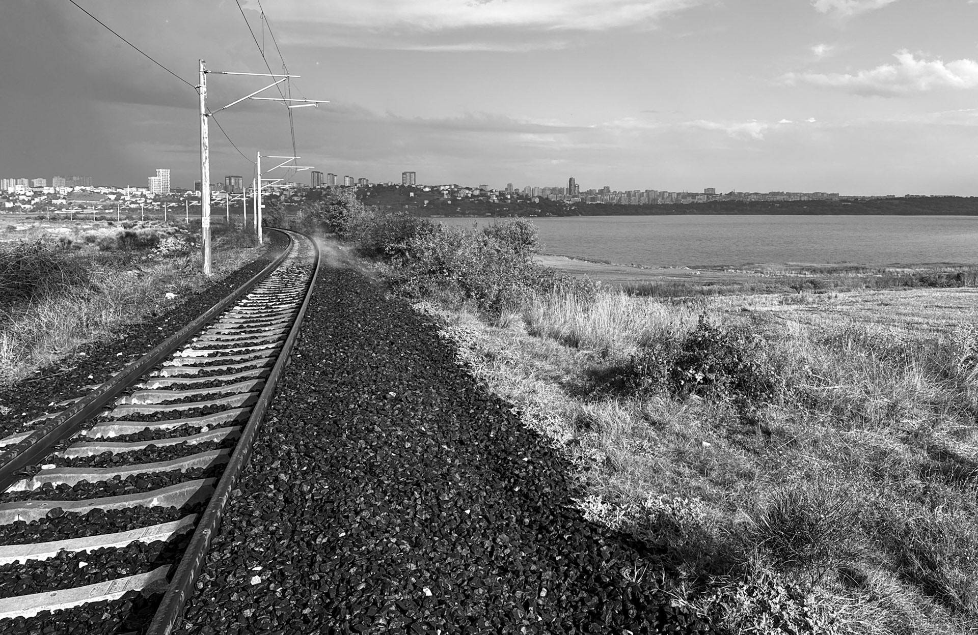 between Tahtakale and Bathonea: single-track railway