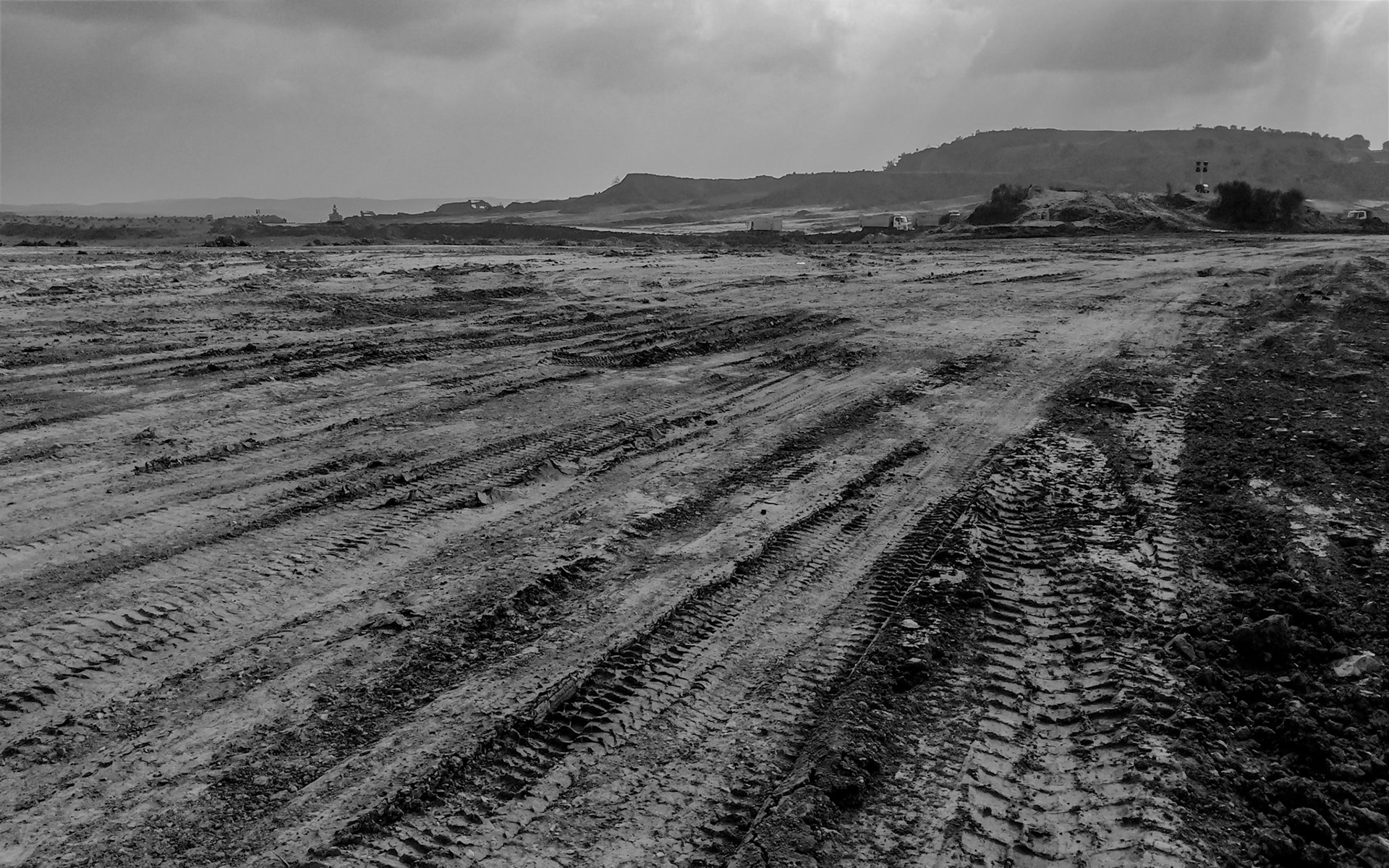 Yeniköy: Istanbul Airport under construction where once there were abandoned opencast mine-workings