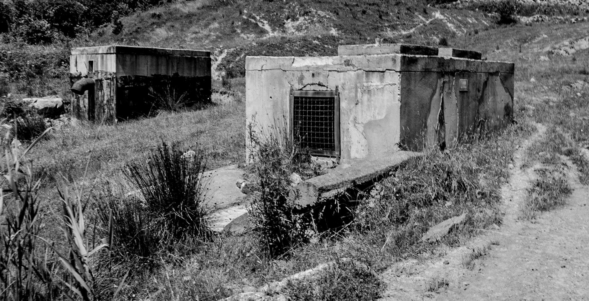 between Sırapınar and Kanlı forest: water-pipe access holes (I guess)