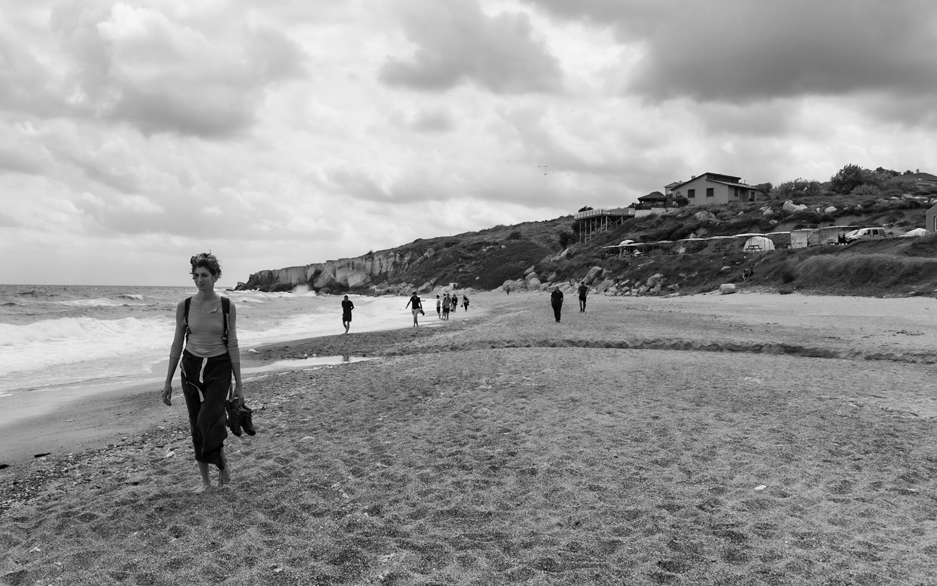 the beach just east of Sahil Kamp: heading west