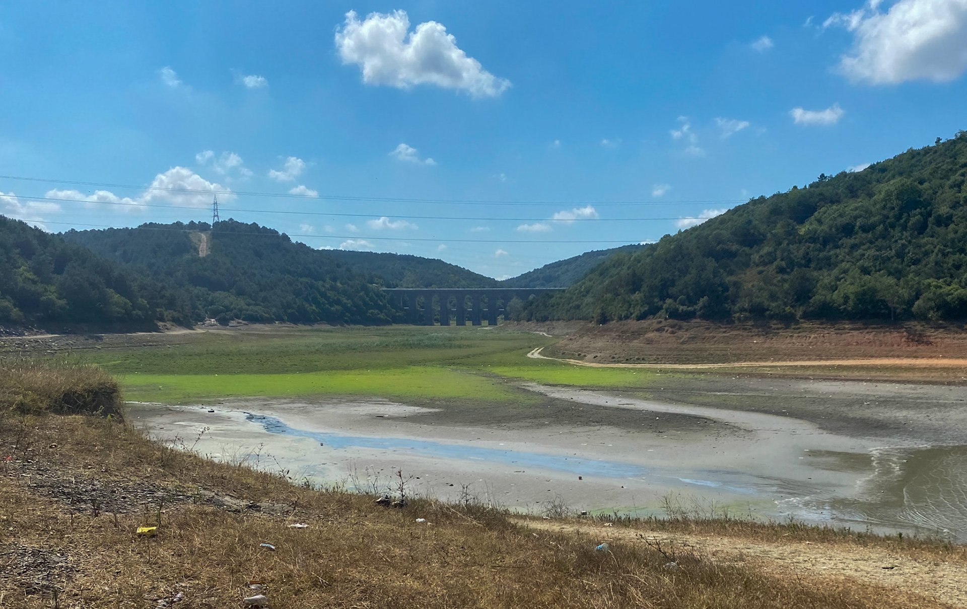Güzelce aqueduct: seen from the east