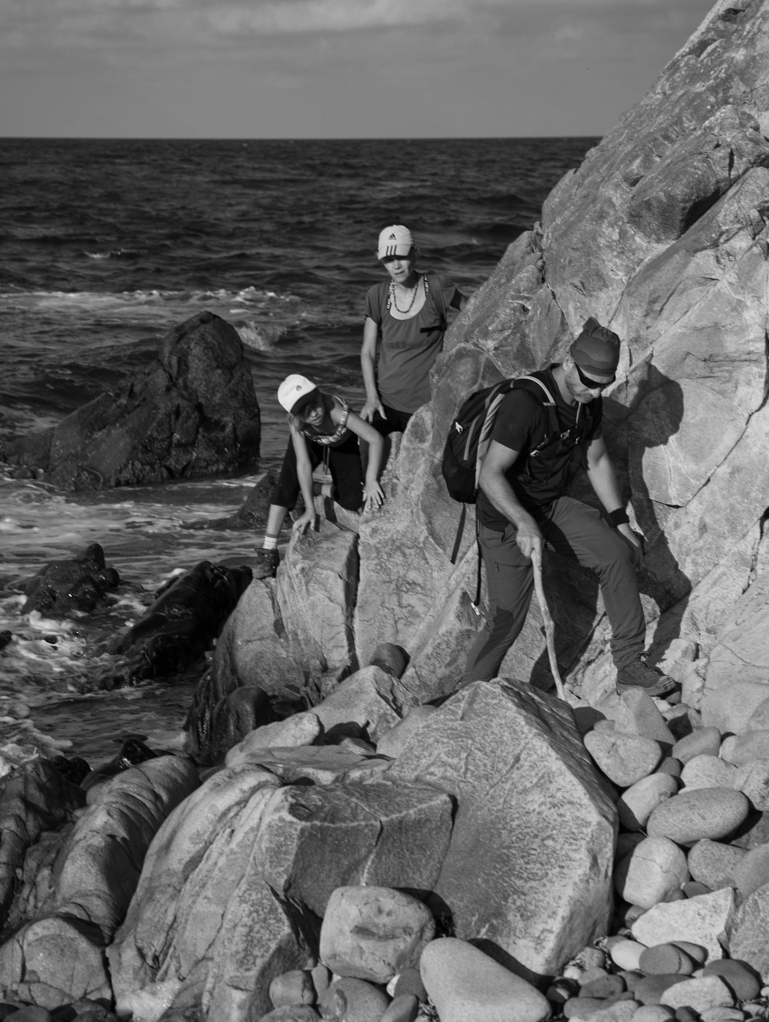 between the English Houses and Riva: clambering over a headland