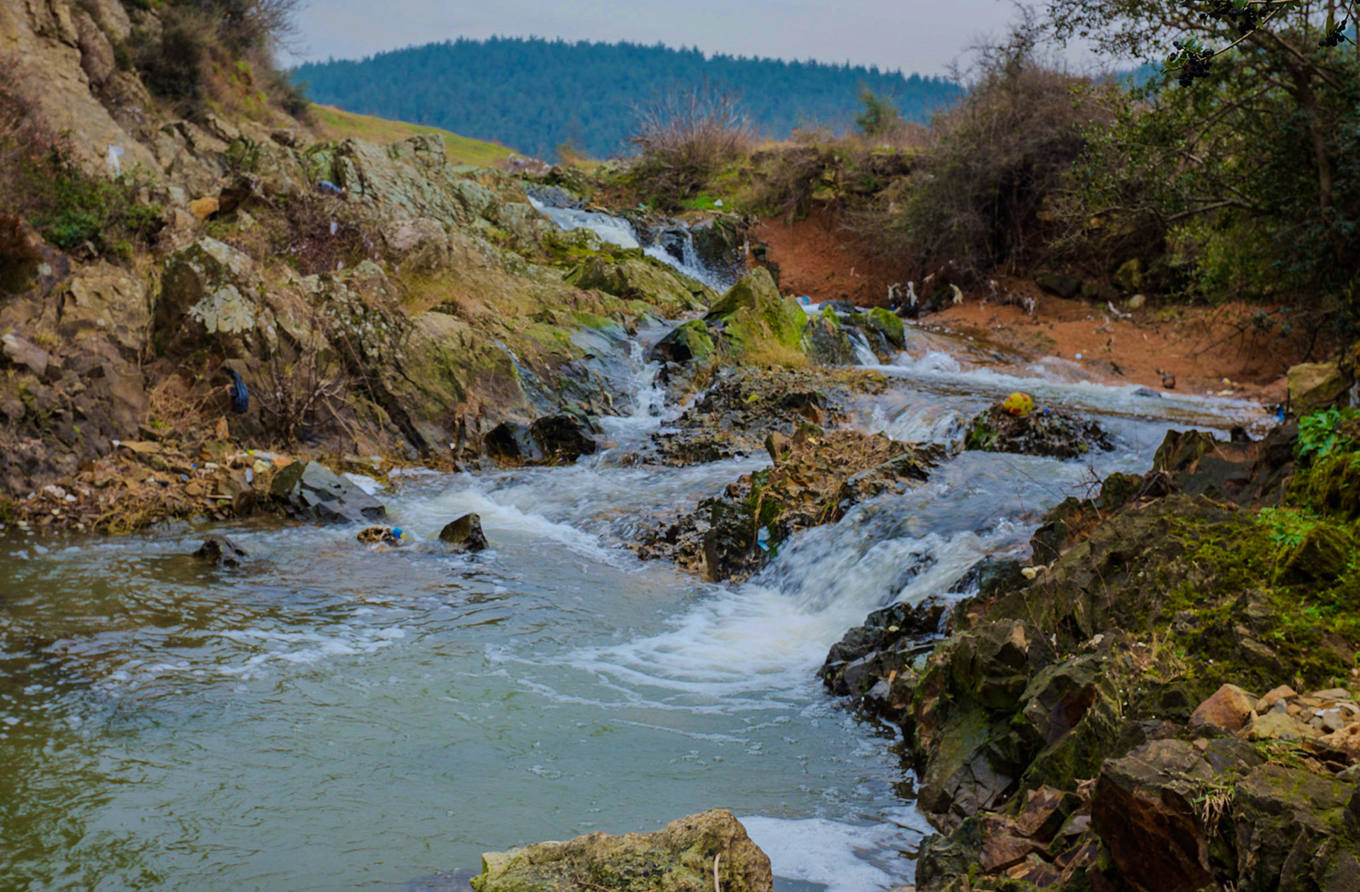 Şamlar Ottoman dam: the overflow river on the north side of the dam