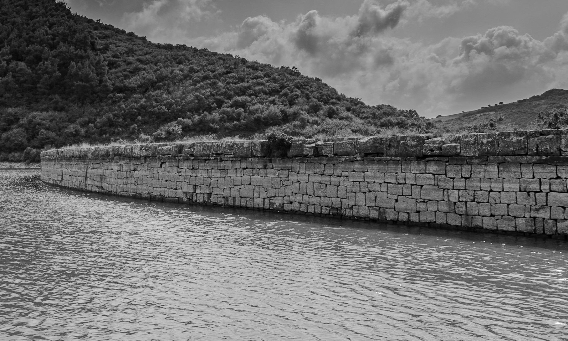 Şamlar Ottoman dam: seen from the upper reservoir (the builders seem to have taken more trouble about making the front look nice than the back)