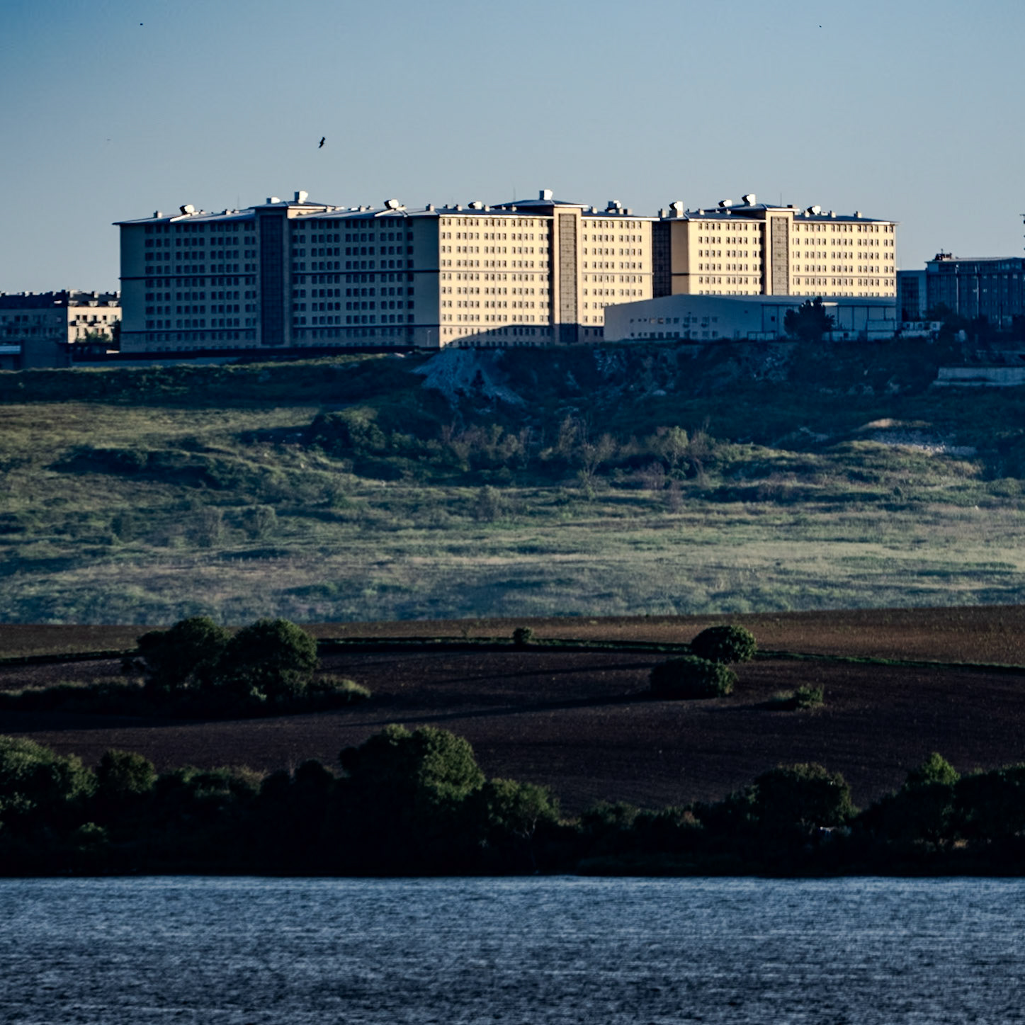 Yarımburgaz: large white building