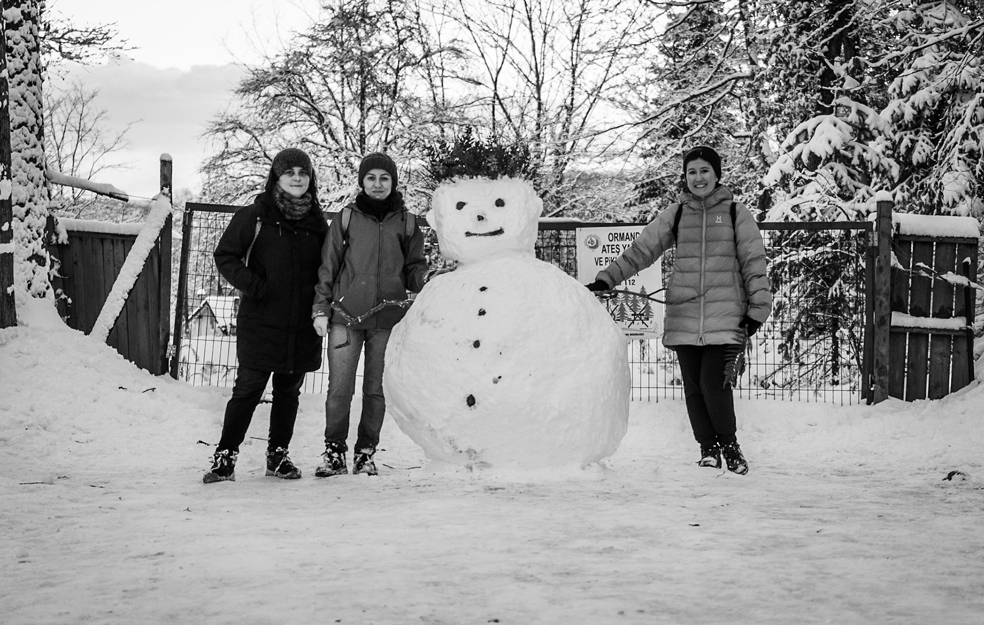 Neşet Suyu forest: a snow person (we didn't build it)