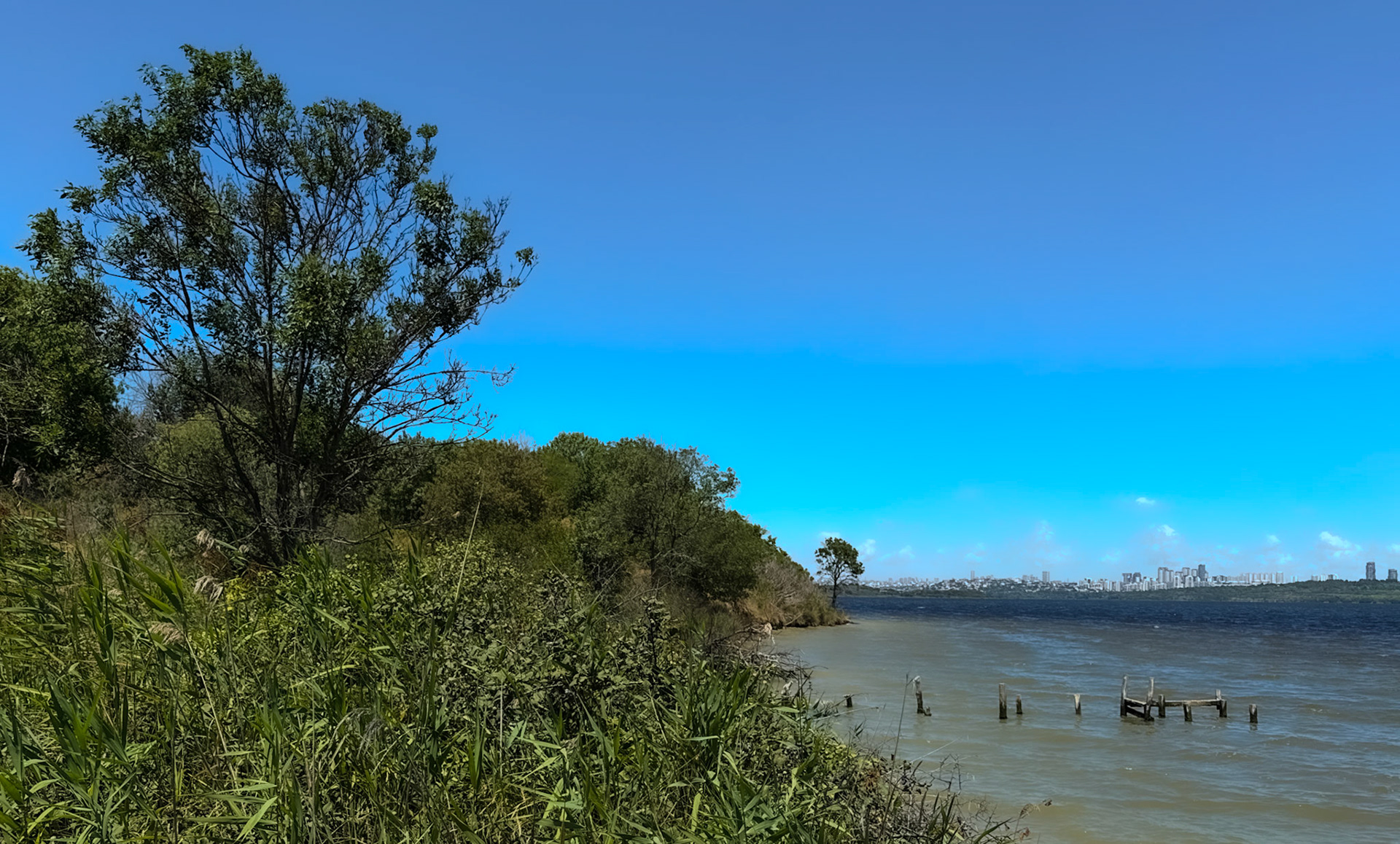 western Küçükçekmece lakeside: view north