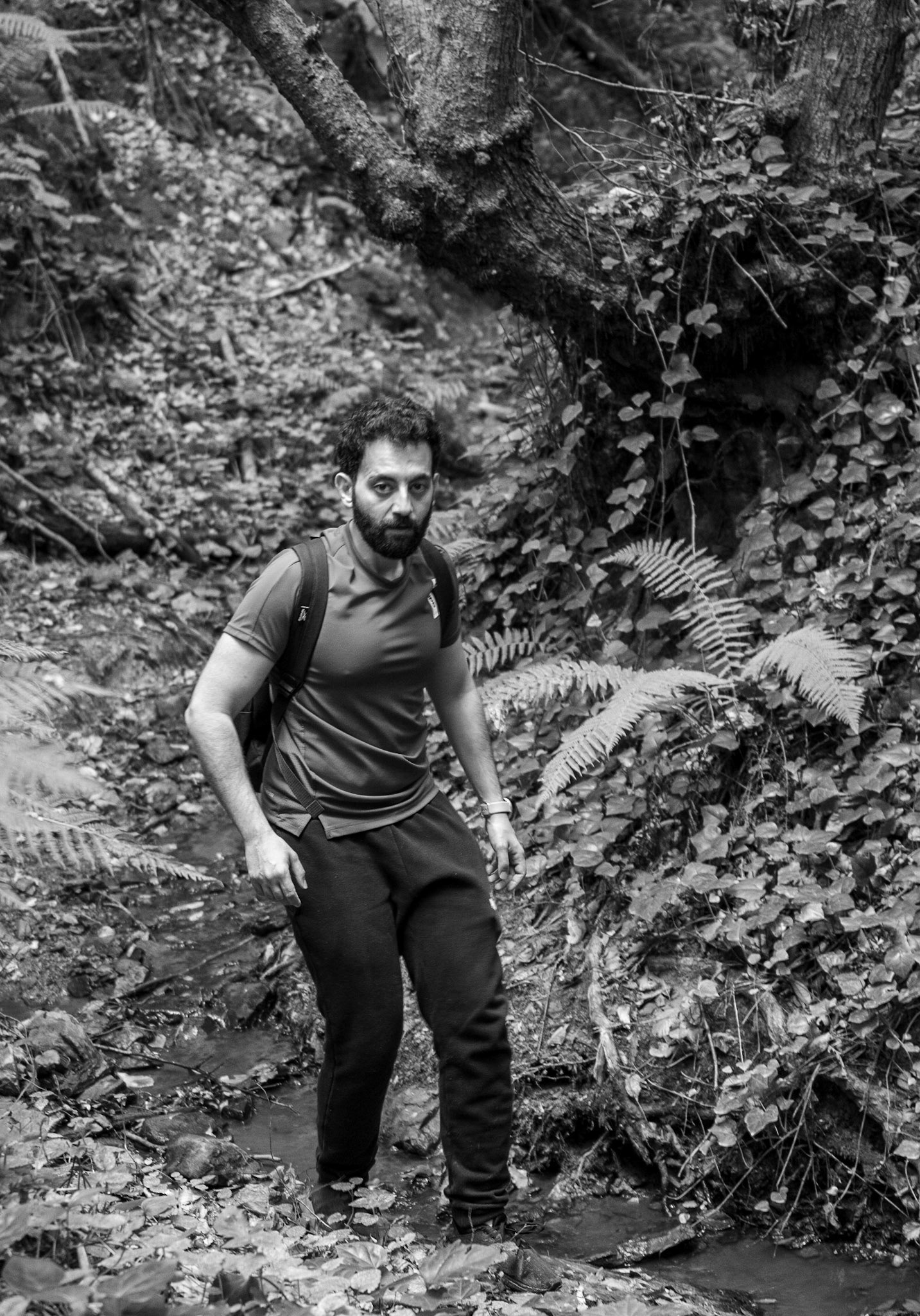 Zerzevat east streamwalk: hiker