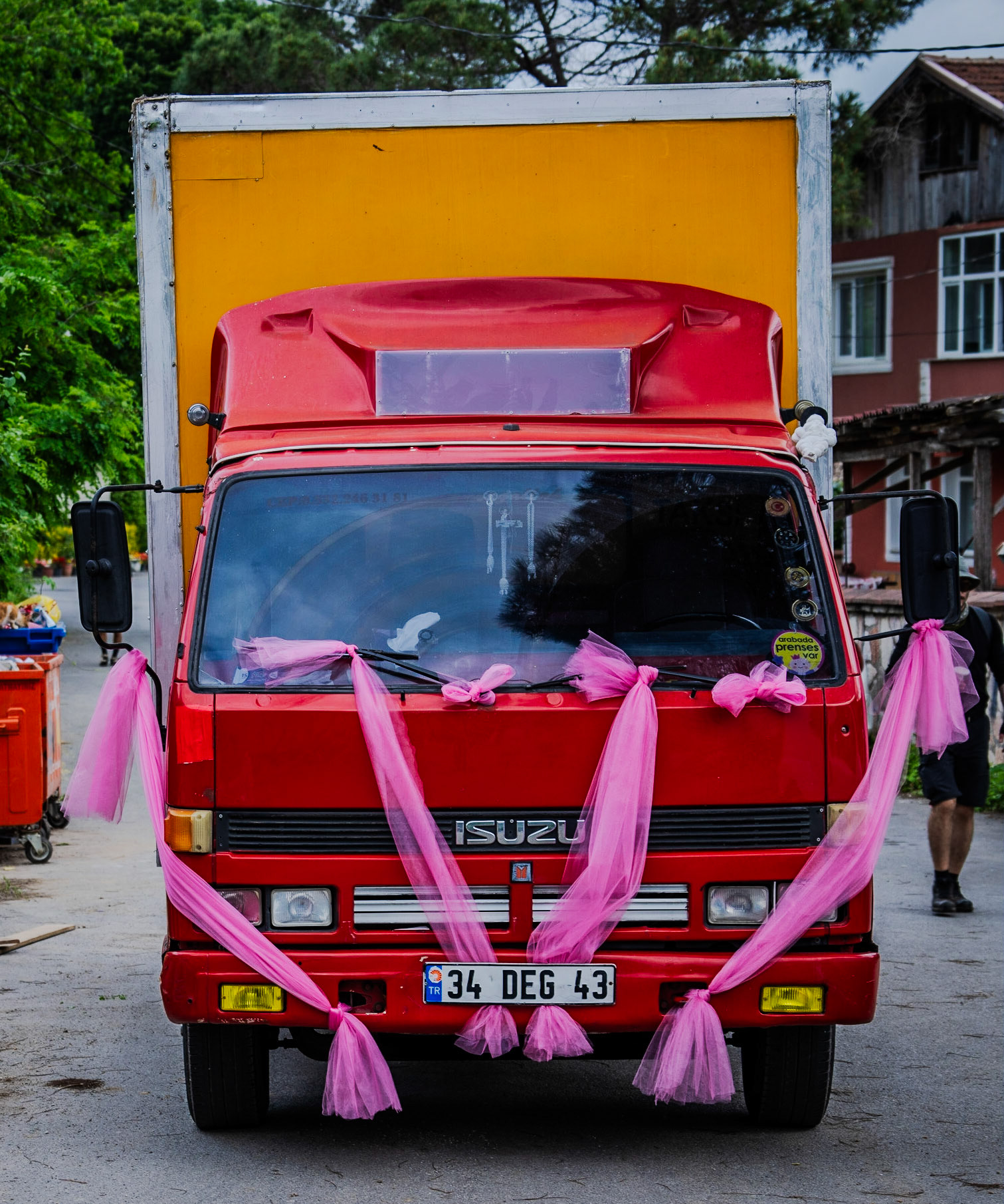 Alibahadır: wedding truck