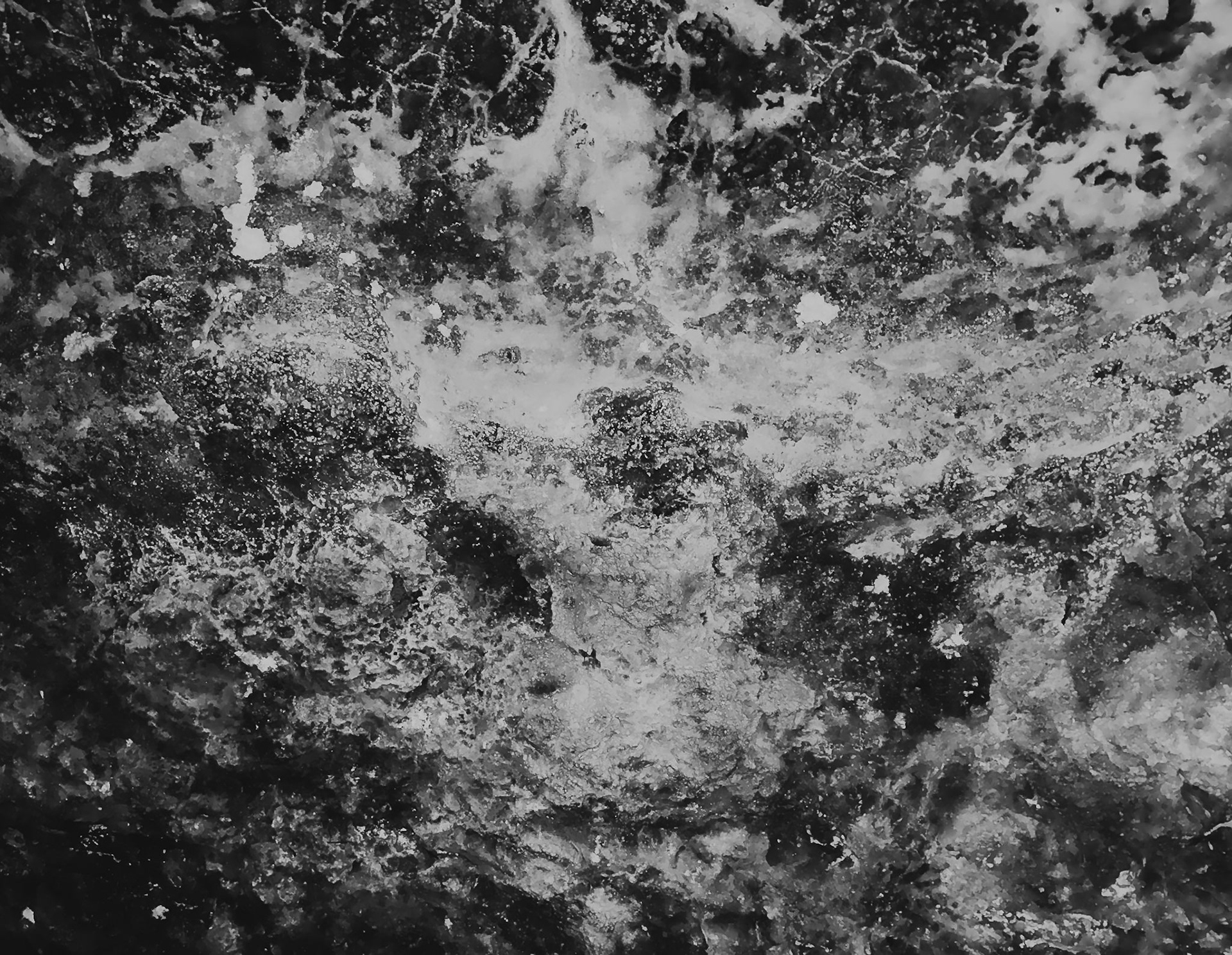 Yarımburgaz cave: roof
