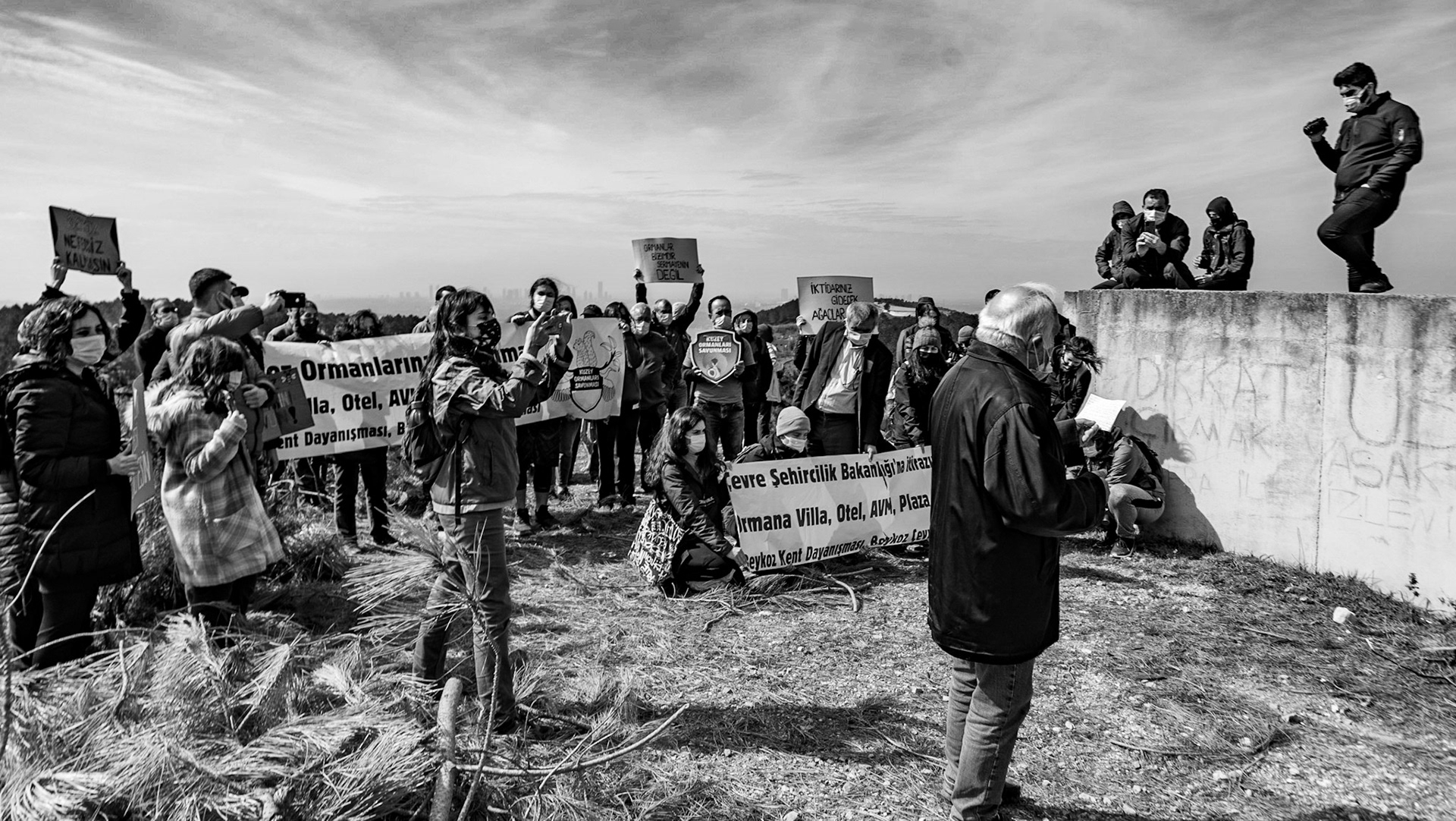 Toygar viewpoint: a poem is read