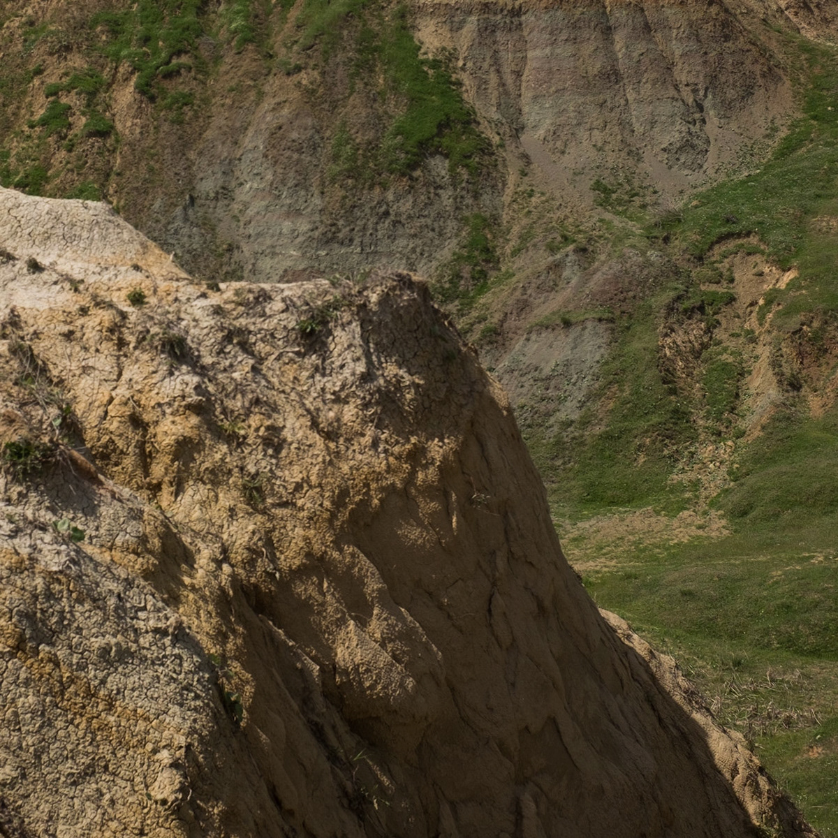 Yeniköy: in the abandoned opencast mines (sometimes wonderfully Alpine)