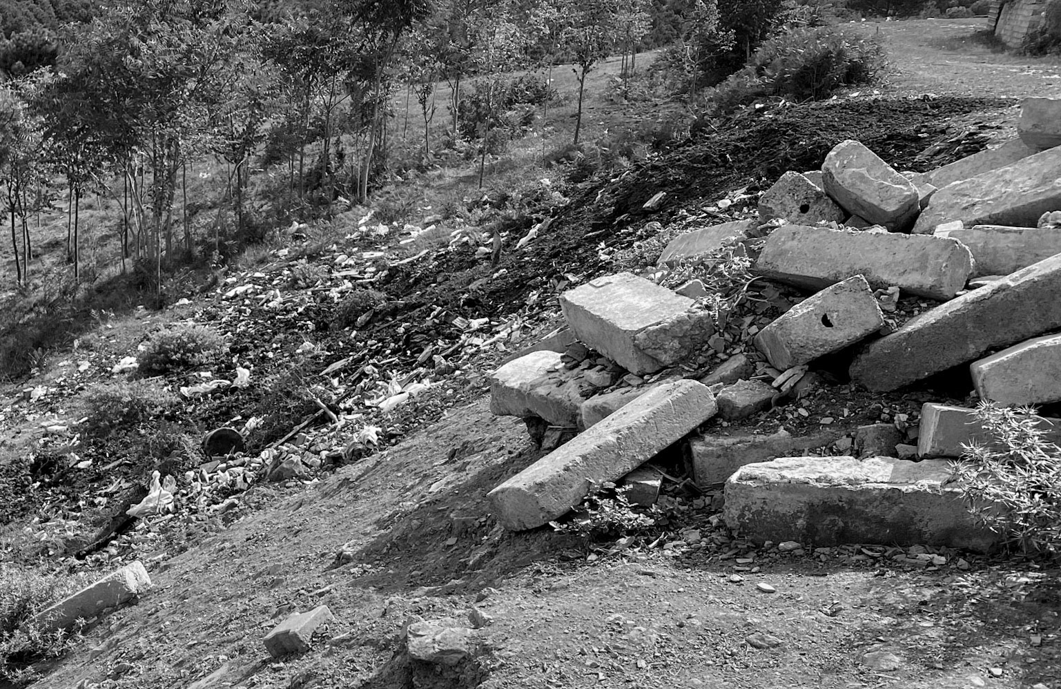 Gazi: rubble and trash