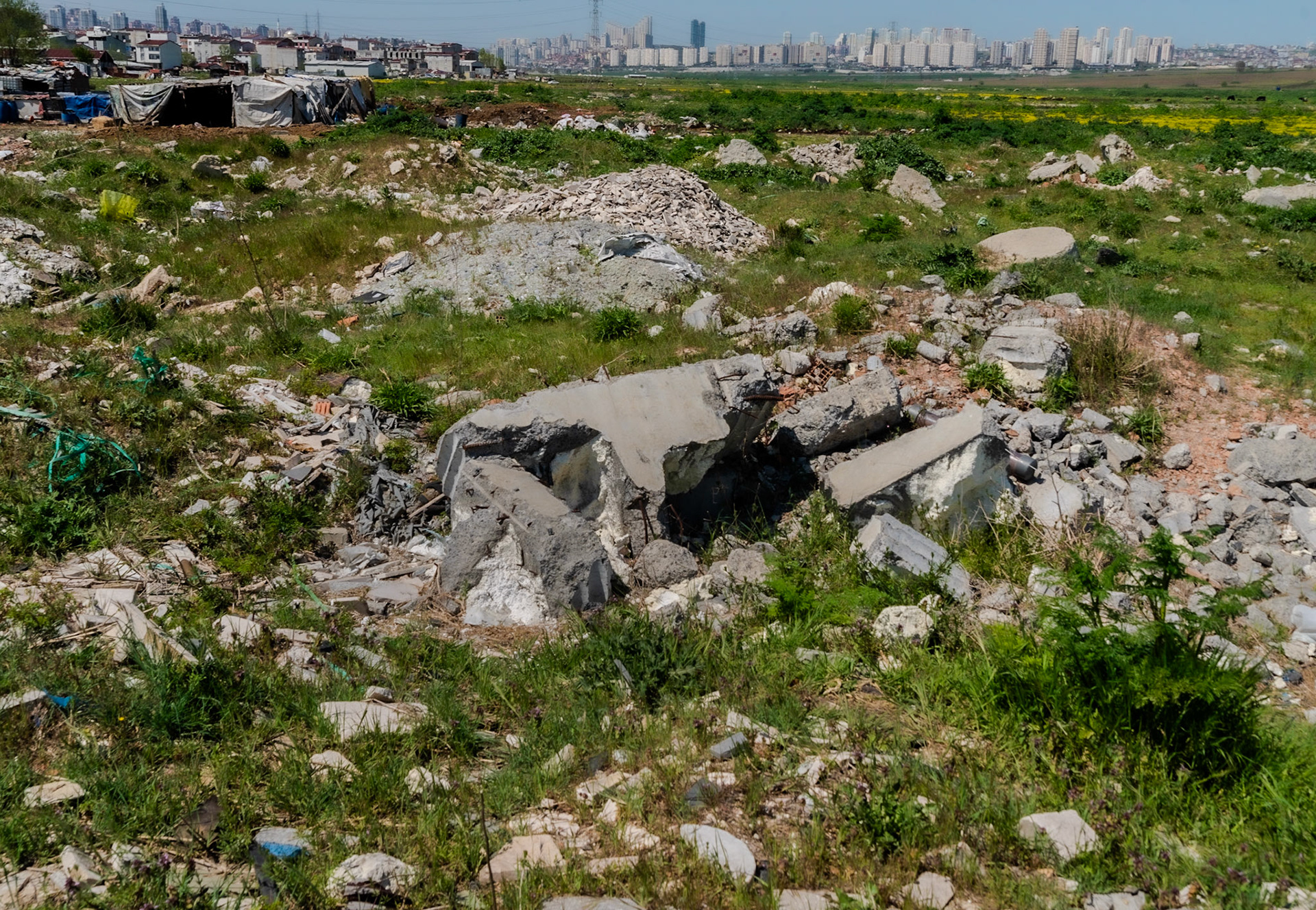 Küçükçekmece SW marsh: dumped rubble