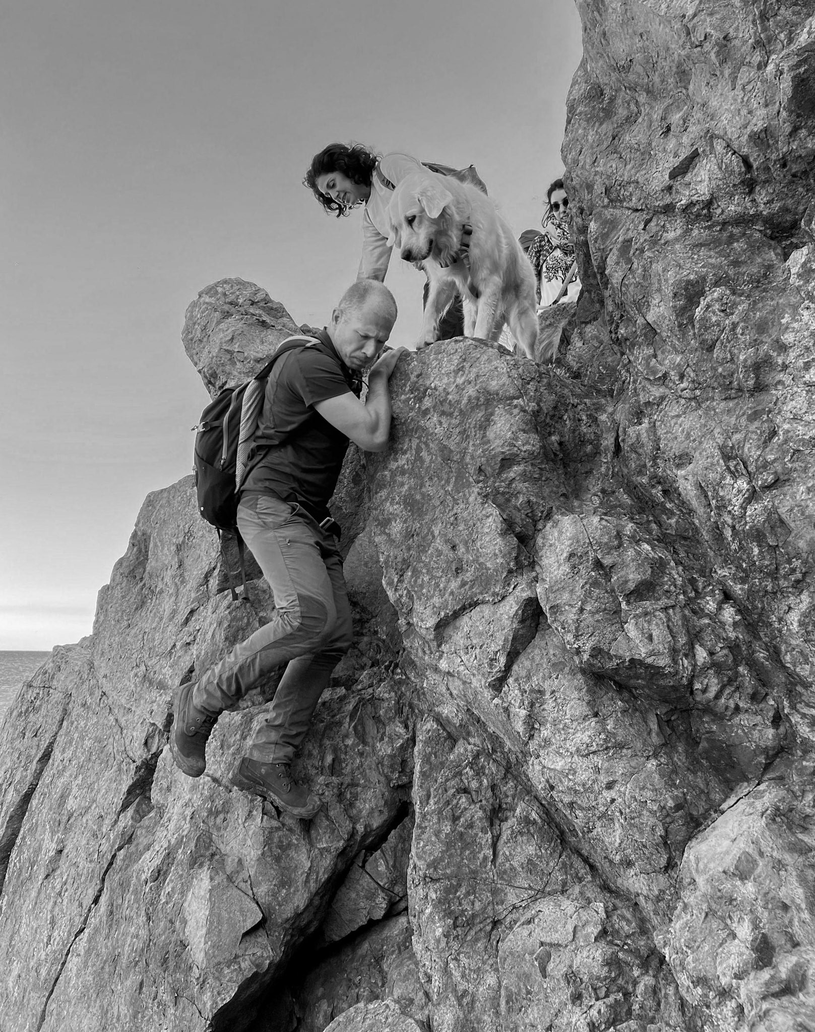 heading west along the Black Sea shore: Alp, Talin, Lucia and Damla climbing over a headland
