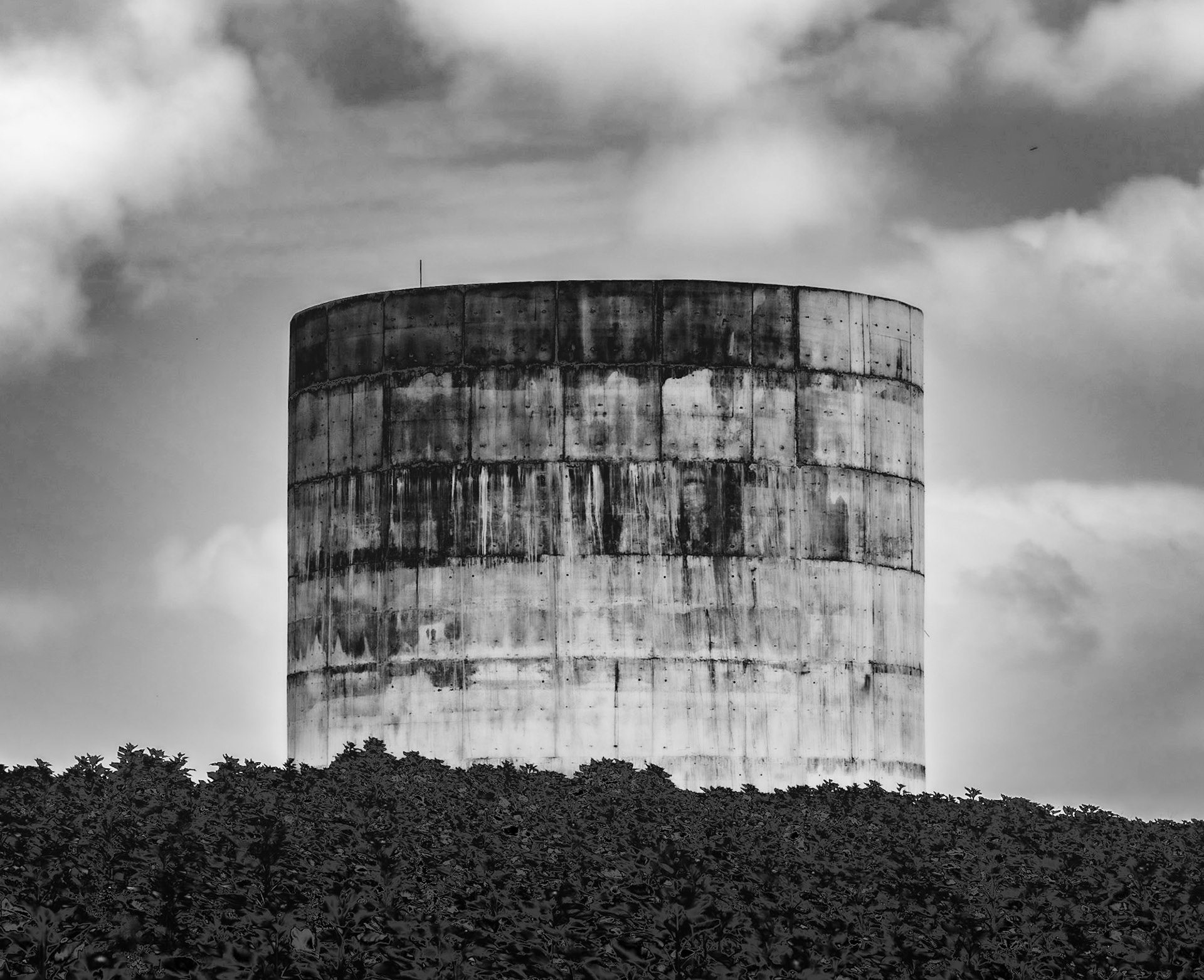 Germe: monolith