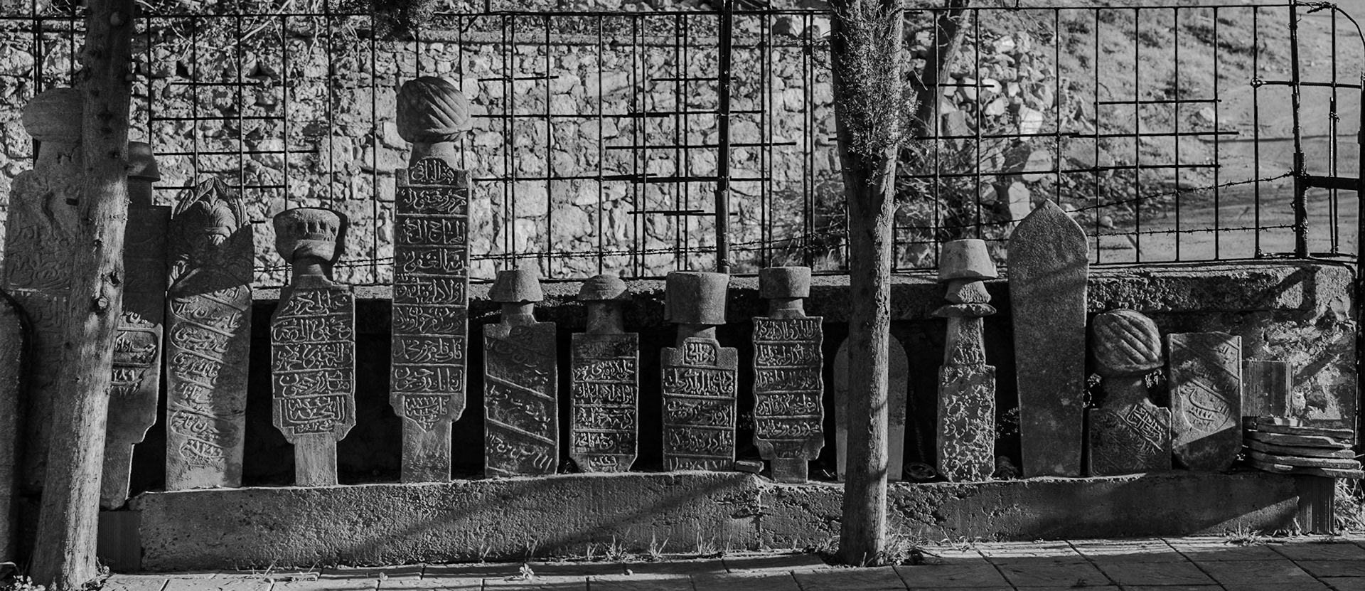 Şamlar: Ottoman gravestones