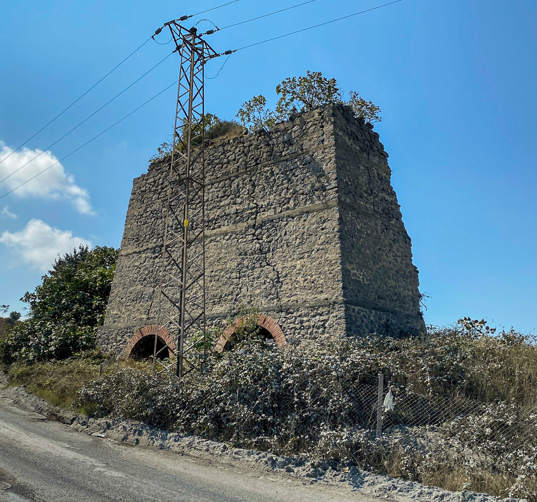between Sultangazi and Cebeci: old kiln