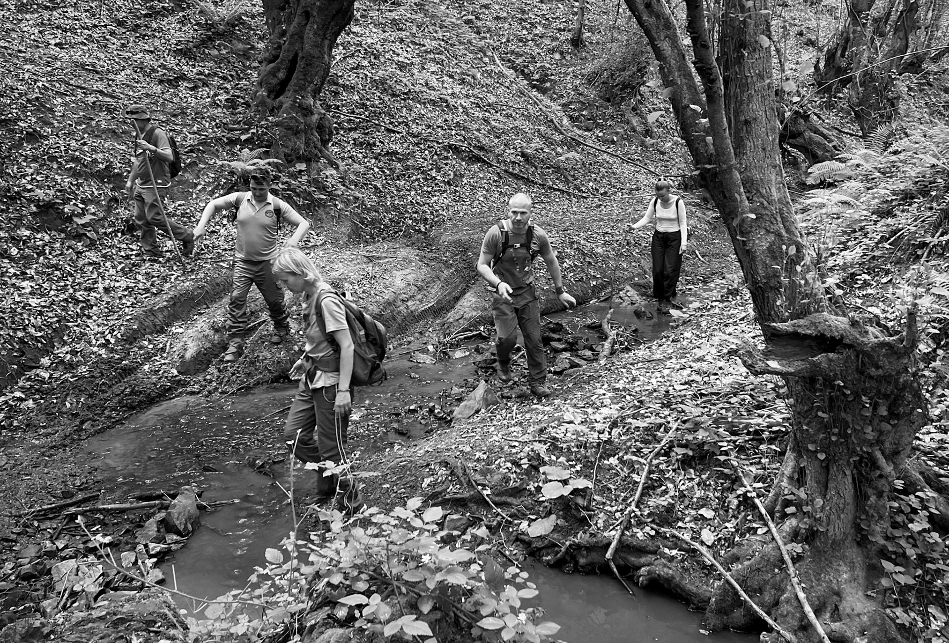 Zerzevatçı streamwalk: stream and hikers