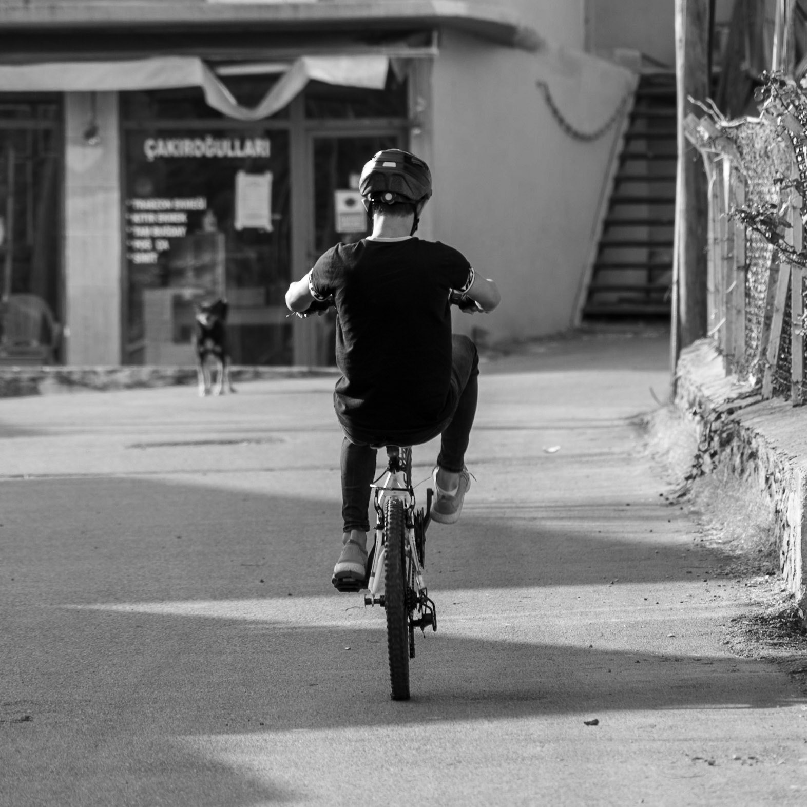 Alibahadır: trick cyclist
