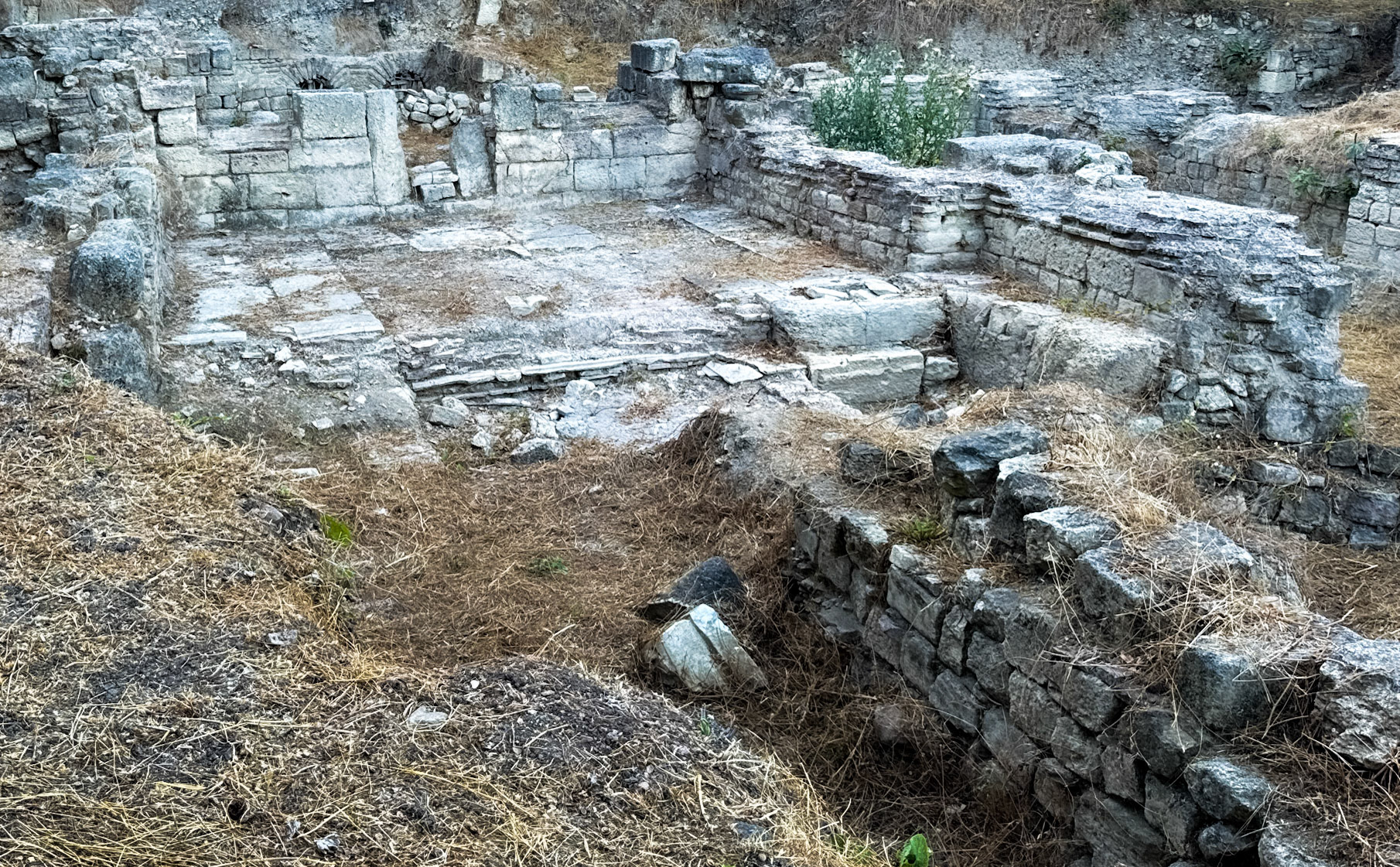 Bathonea north: partly-excavated Roman constructions