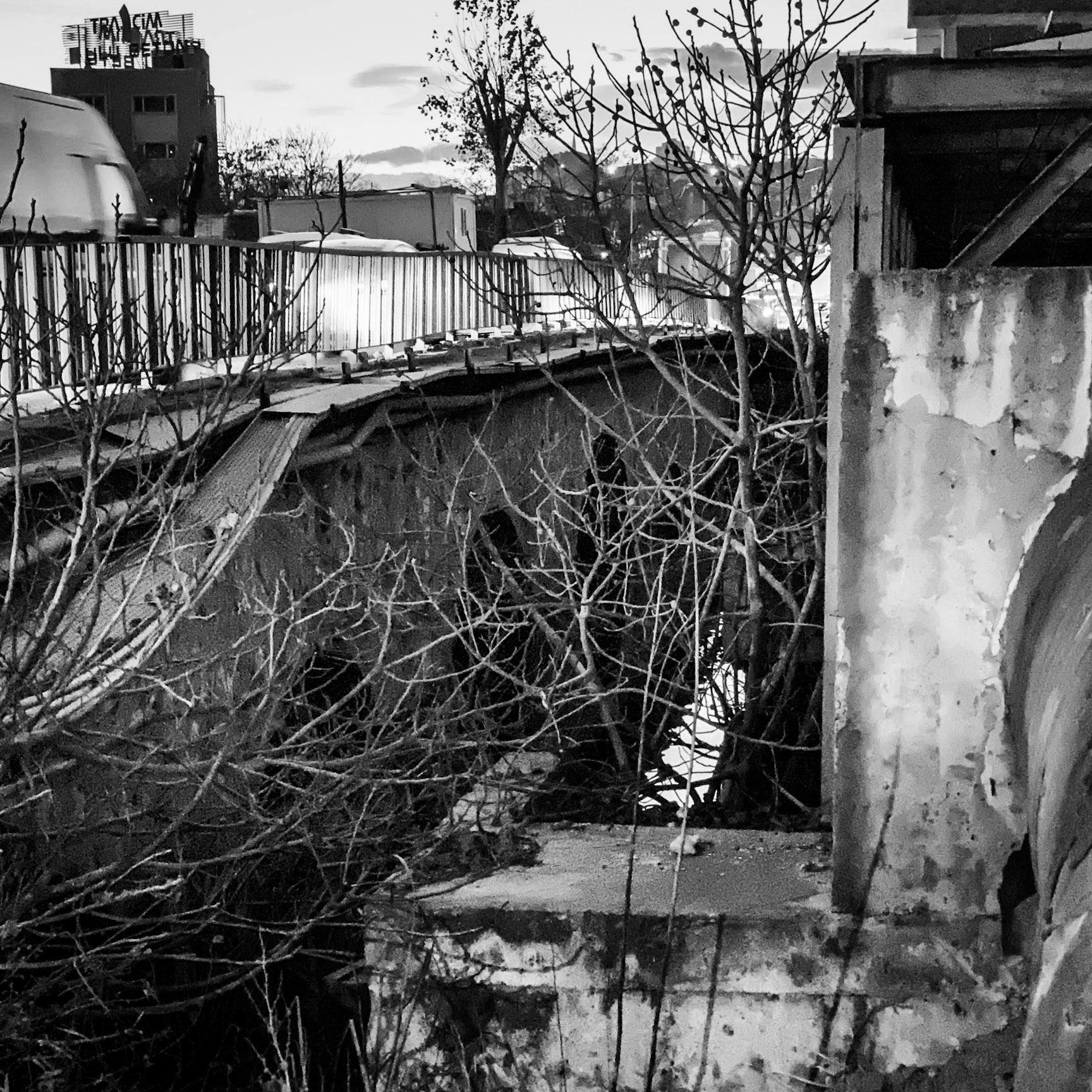 Odabaşı Ottoman bridge: seen from the western edge