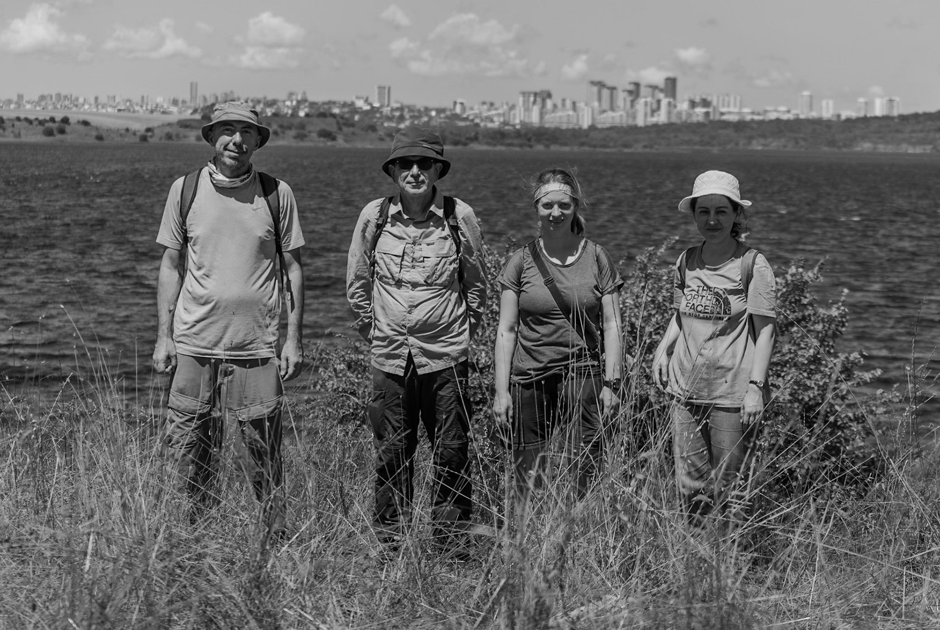 western Küçükçekmece lakeside: my hiking comrades today