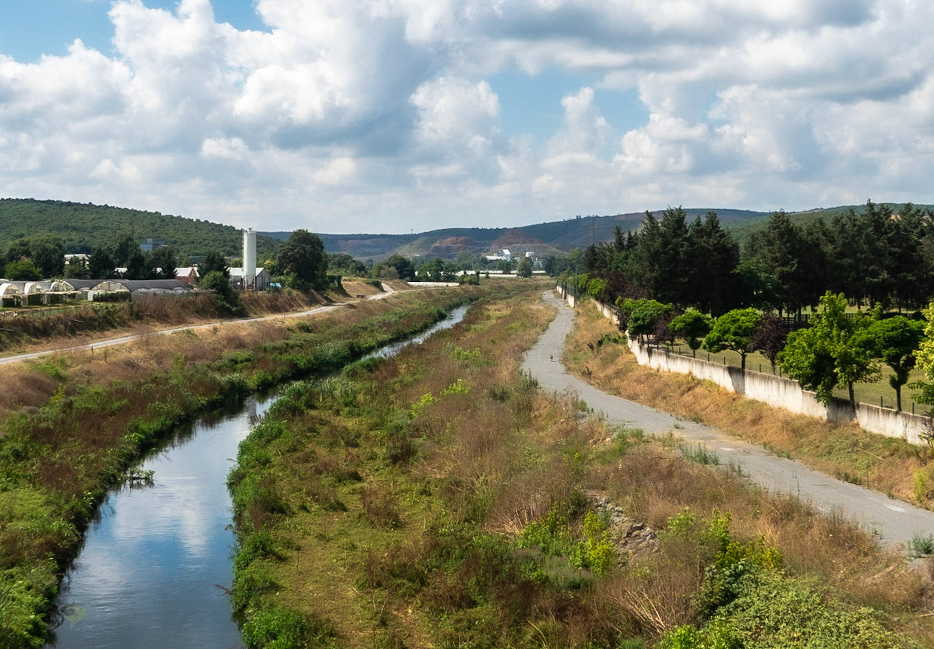 Çayǧız Deresi: view looking north