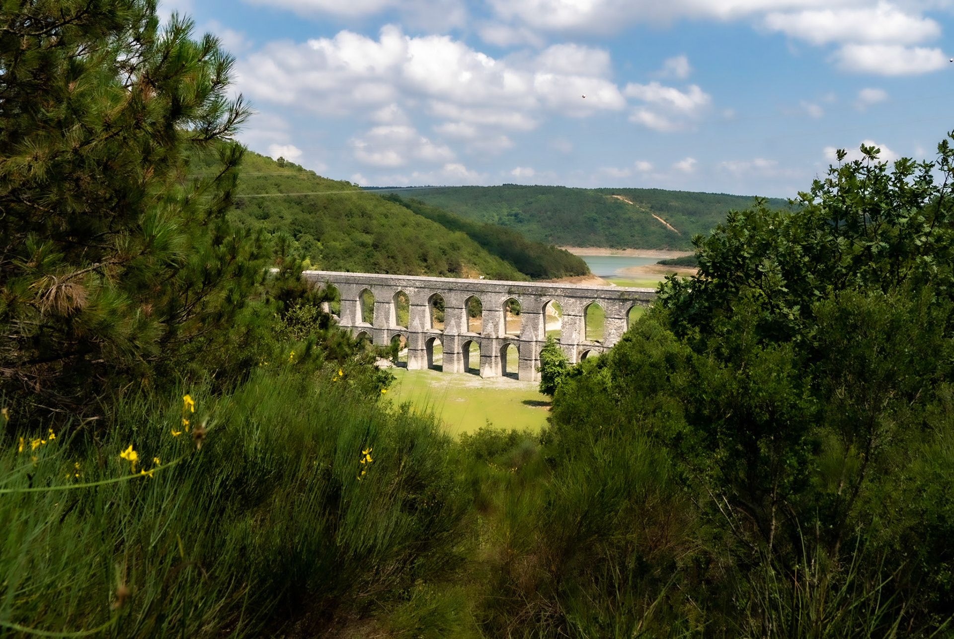 Güzelce aqueduct: seen from the southwest