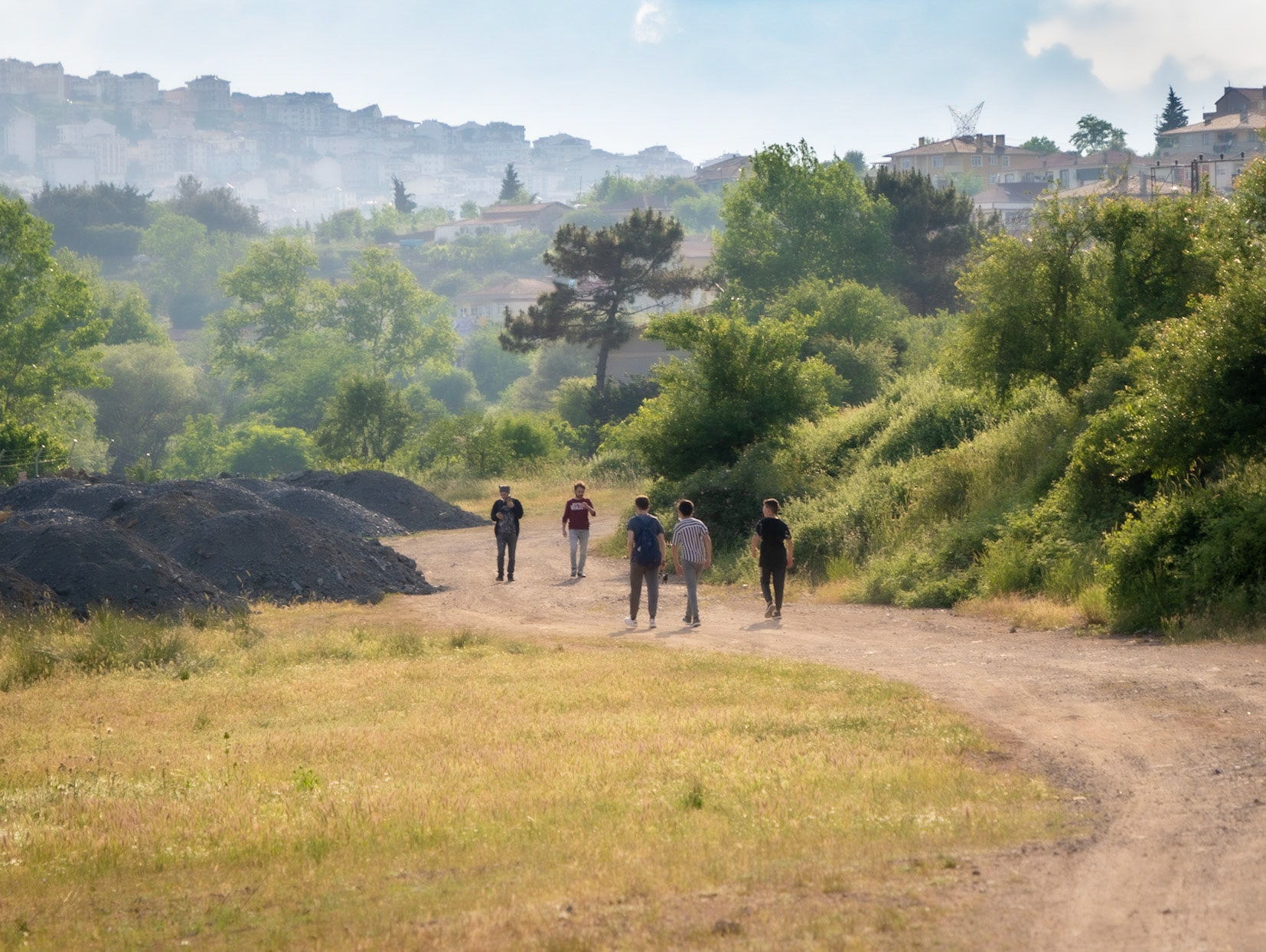 Paşaköy: lads a'walking