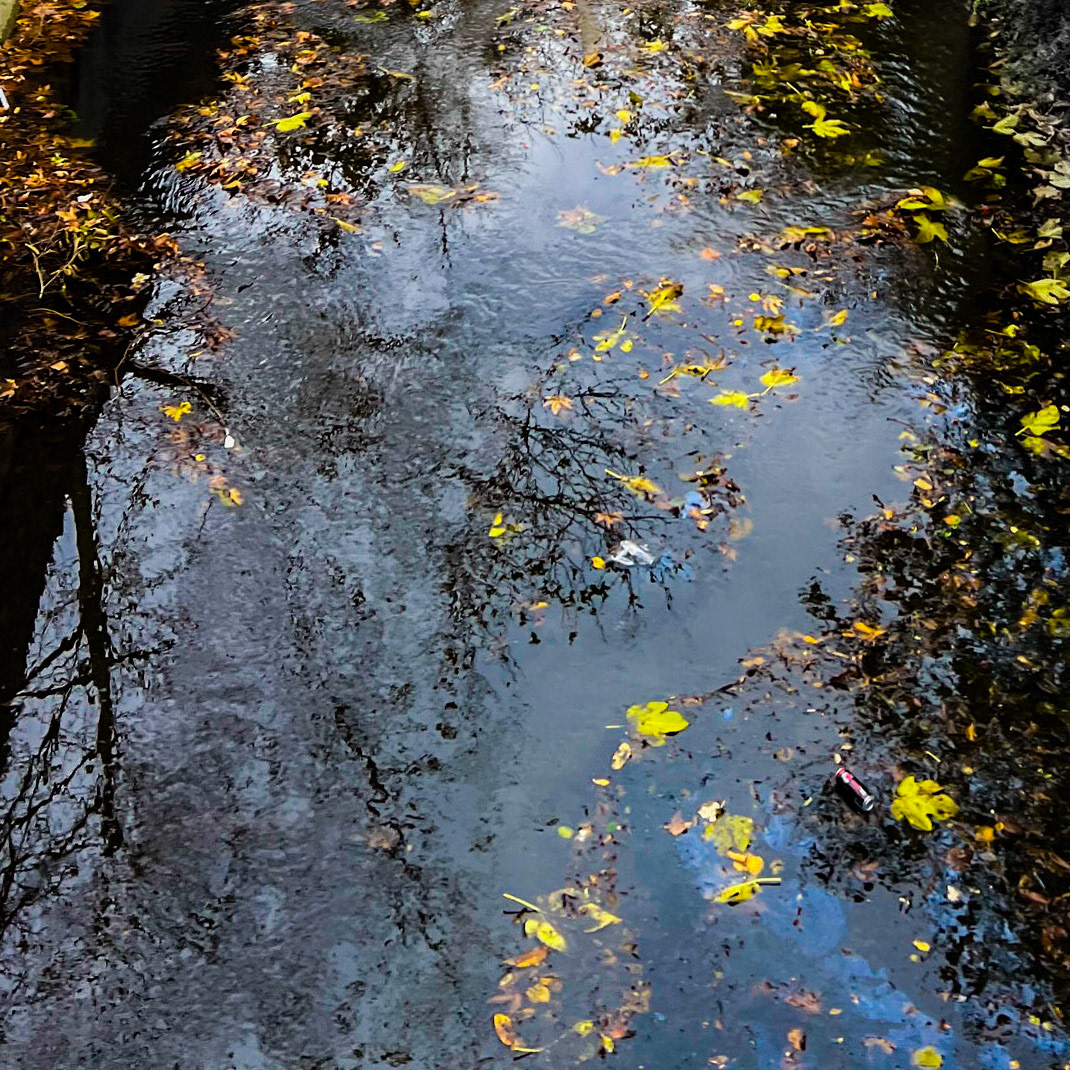 Mahmut Şevket Paşa: the canalised river running throiugh the village