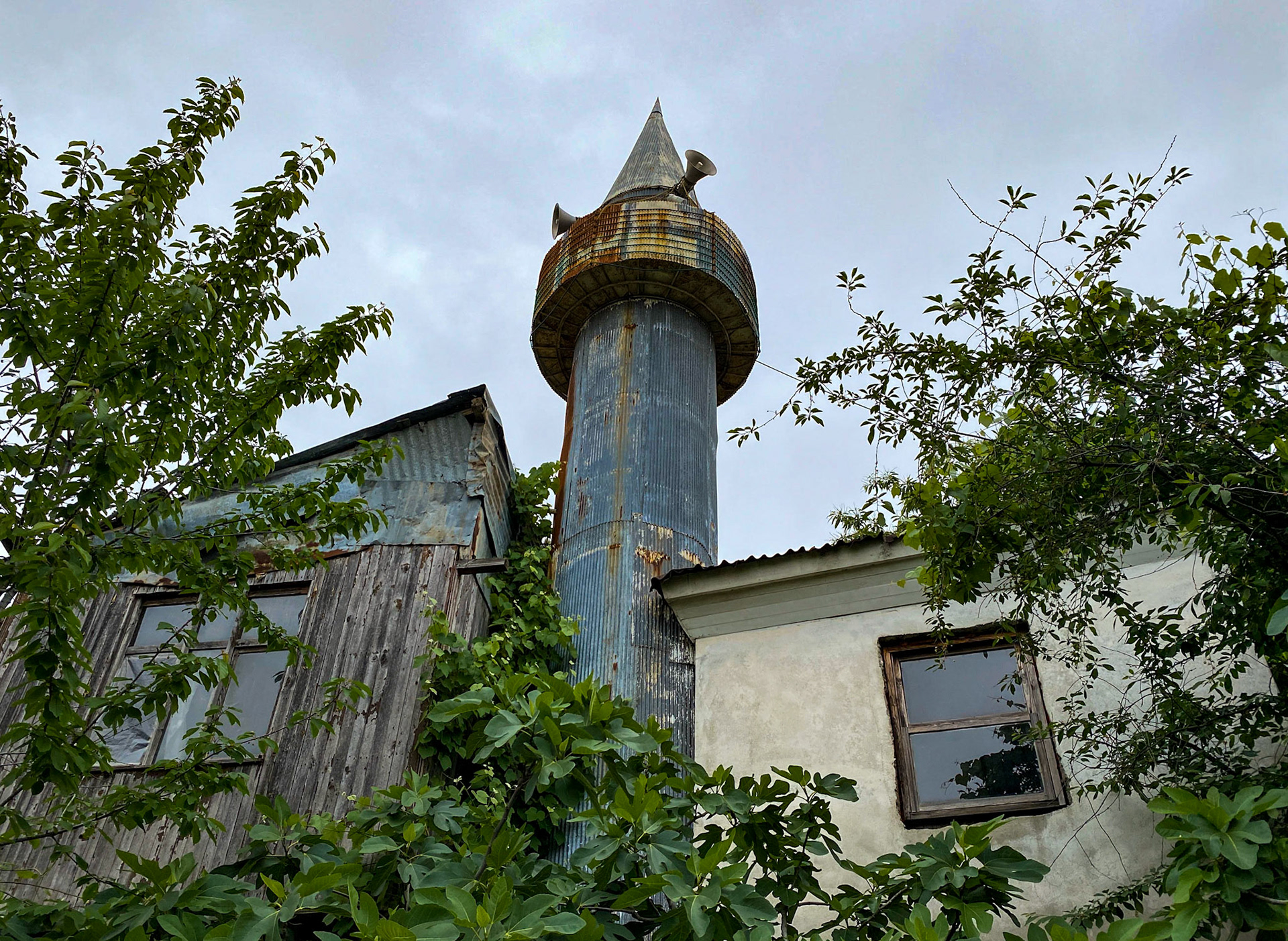 Karatay: mosque from Oz