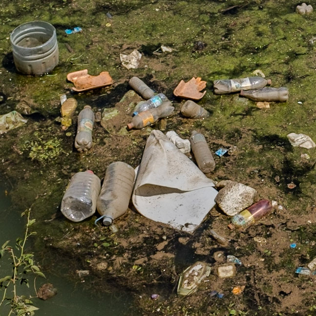 Şamlar upper reservoir: flotsam