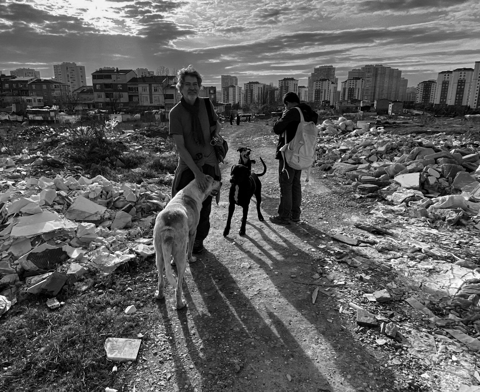 between east Spradon and Tahtakale: we pause in the wasteland; 2 more day-dogs joined us around here for the rest of the hike