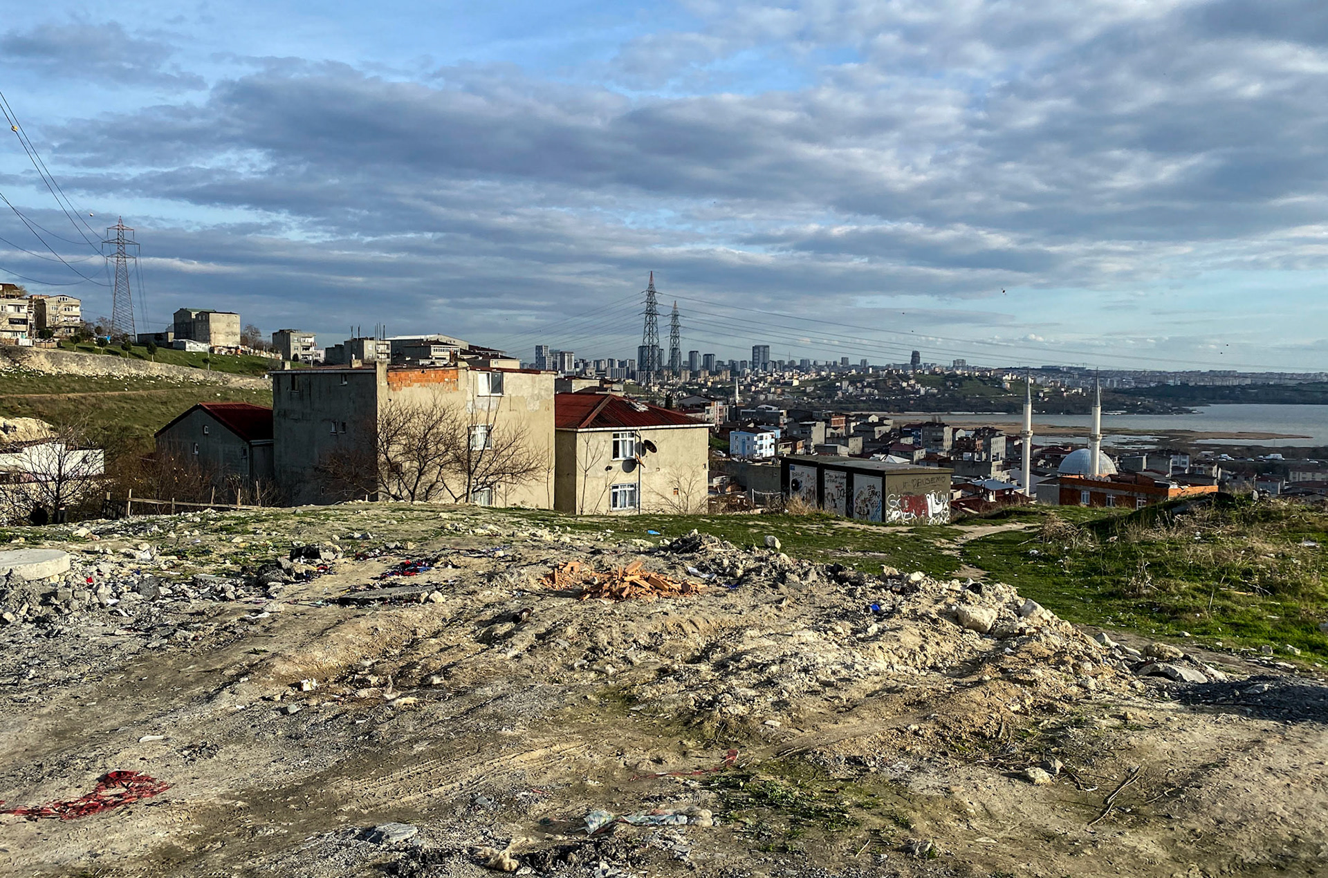 between east Spradon and Tahtakale: view east towards Altınşehir