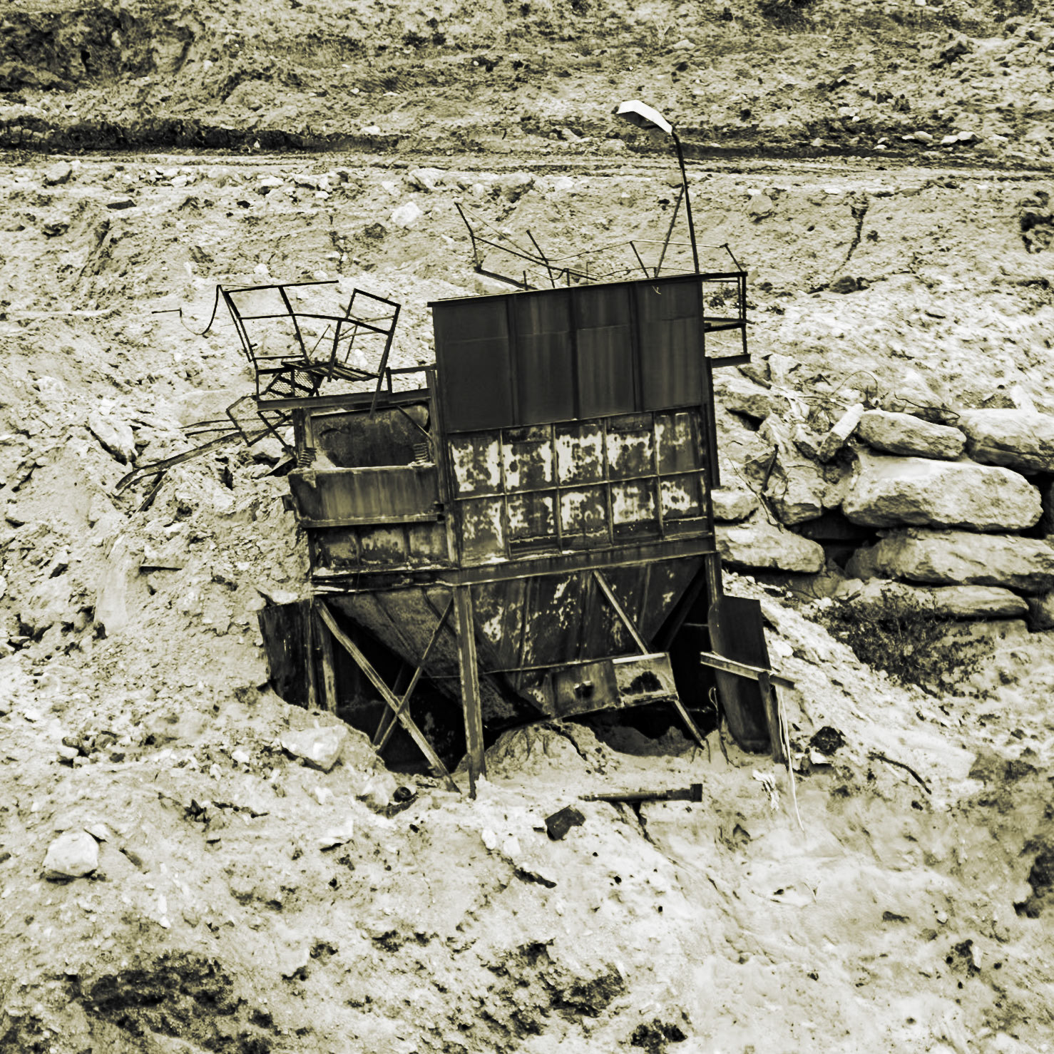 Yeniköy active mining area: hopper