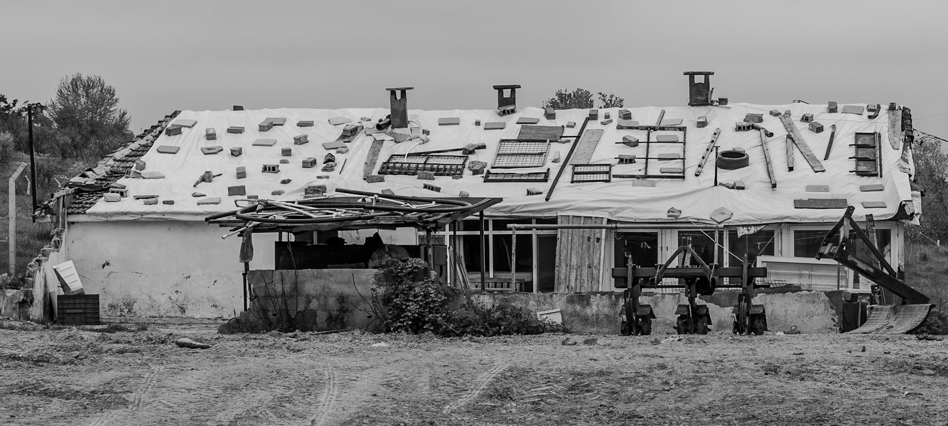 between the first Sazlıdere flower meadow and Terkos: unusual roofing