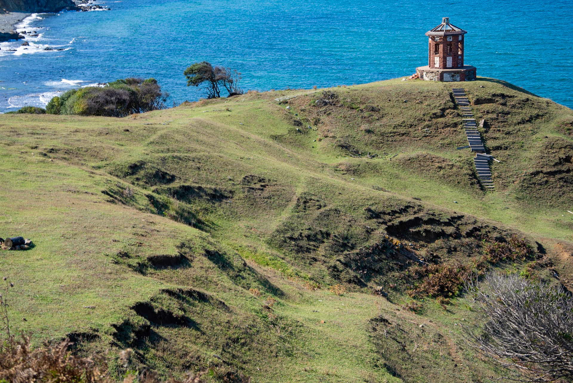 the English Houses: lookout post