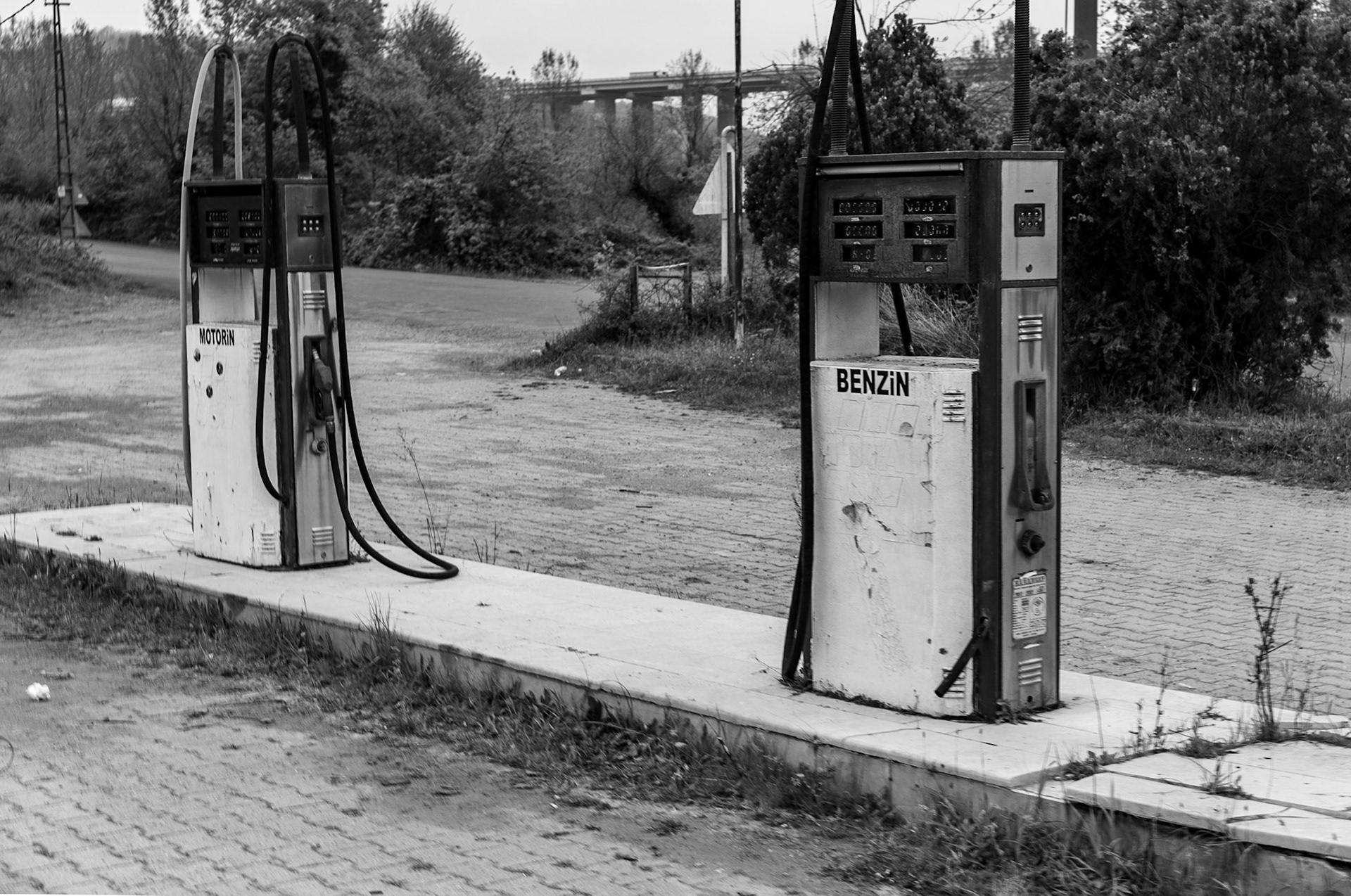 Bozhane: the old petrol-station