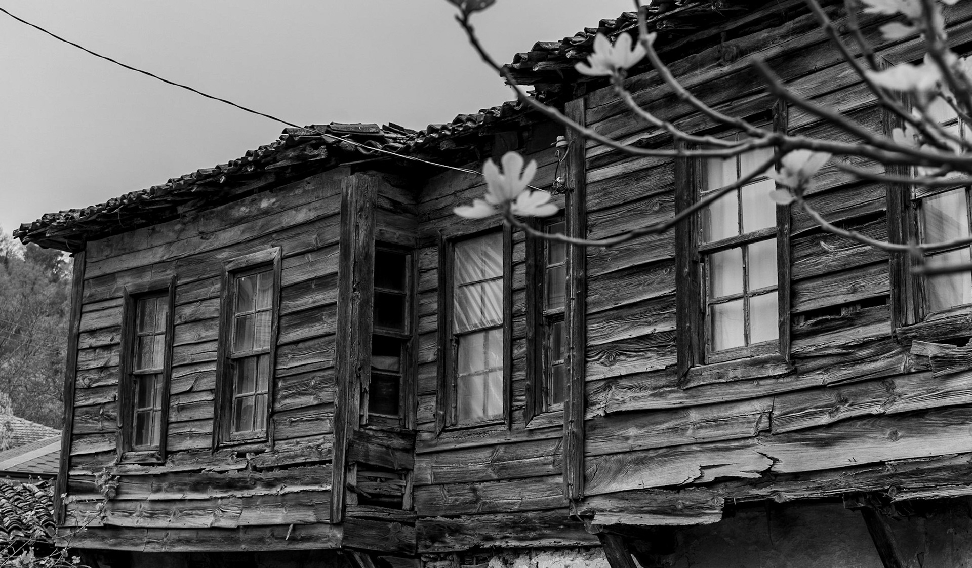 Öǧümce: old house