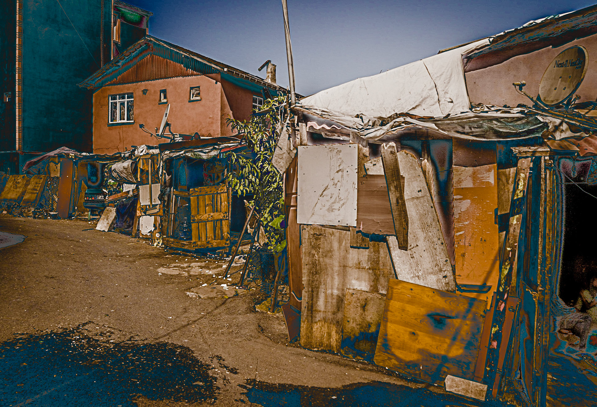 Ömerliköy: Roma district