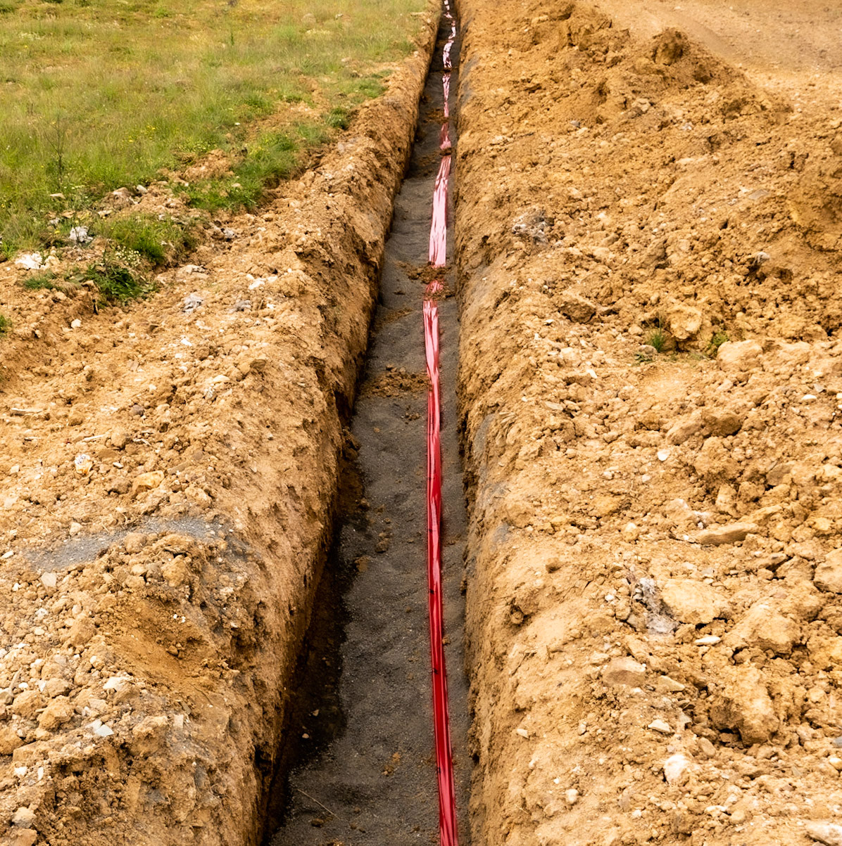 Adadaǧ hills: electricity cable laying