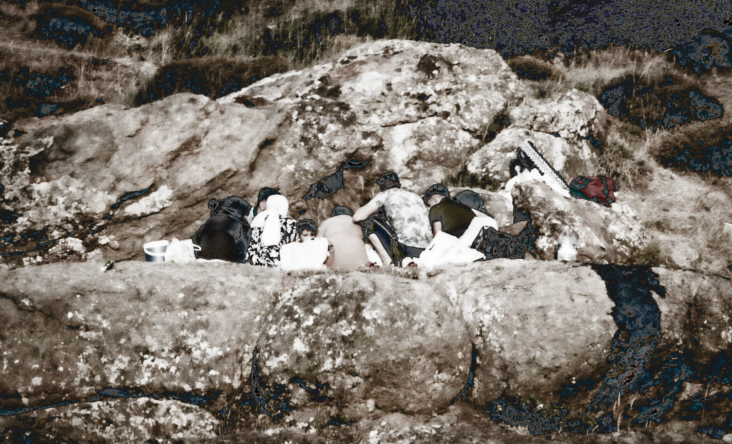 between the English Houses and Riva: picknickers
