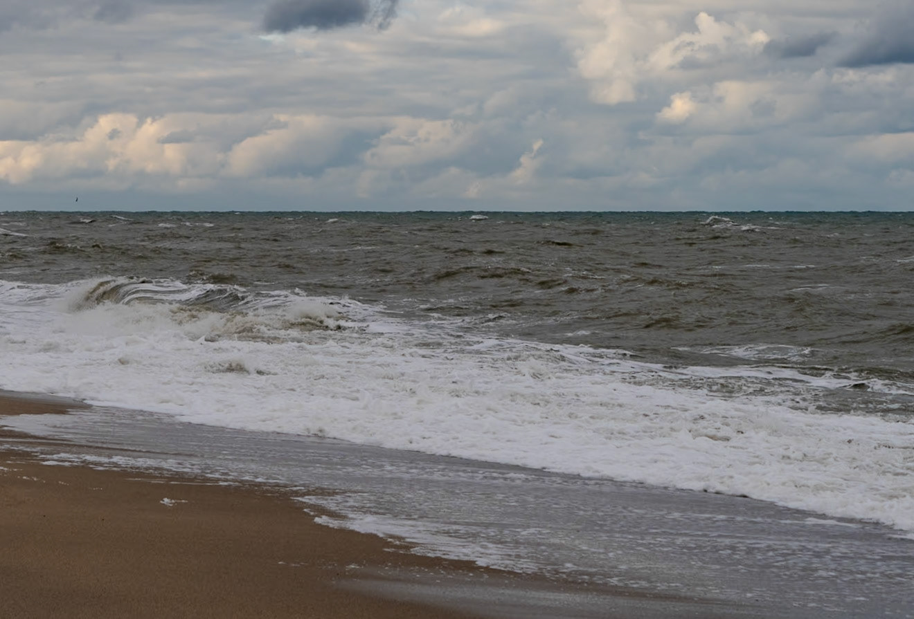 Karaburun beach: seascape