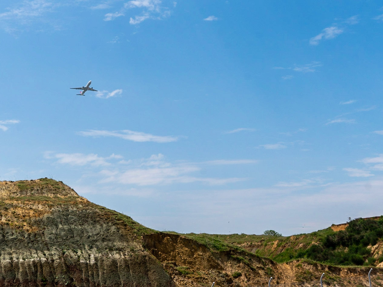 Yeniköy: take-off over abandoned mining land