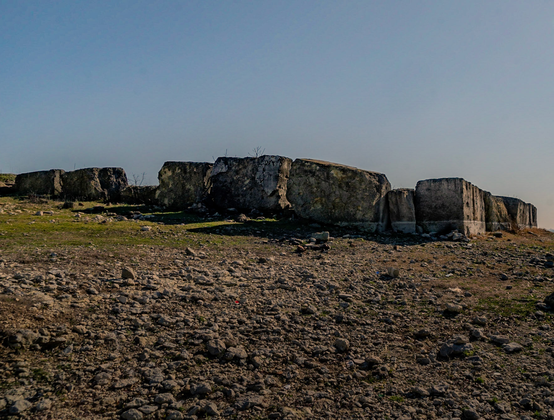 Filiboz old küfeki-limestone quarry: abandoned blocks